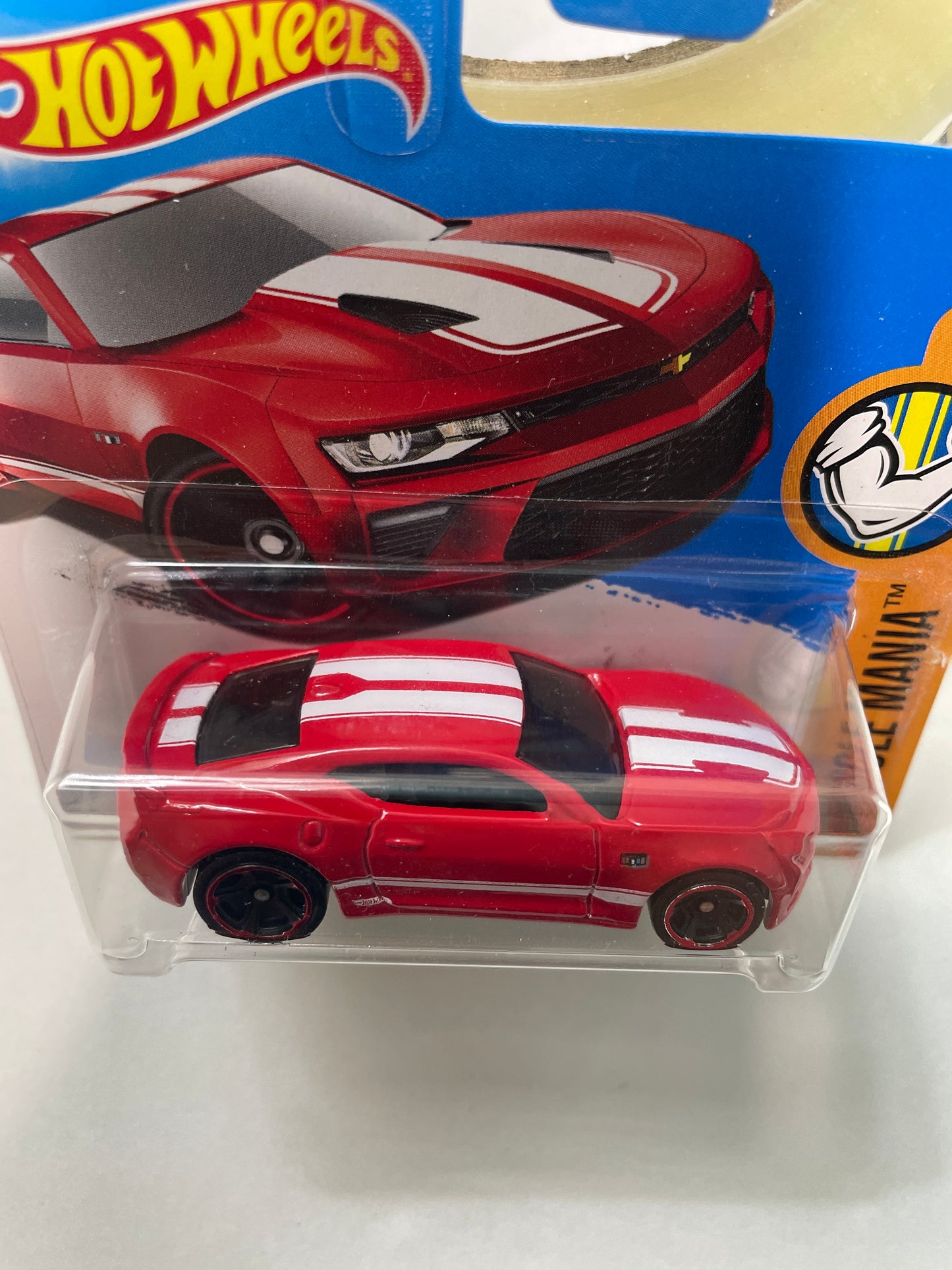 Hot Wheels 1/64 ‘16 Chevrolet Camaro SS Short Card Red