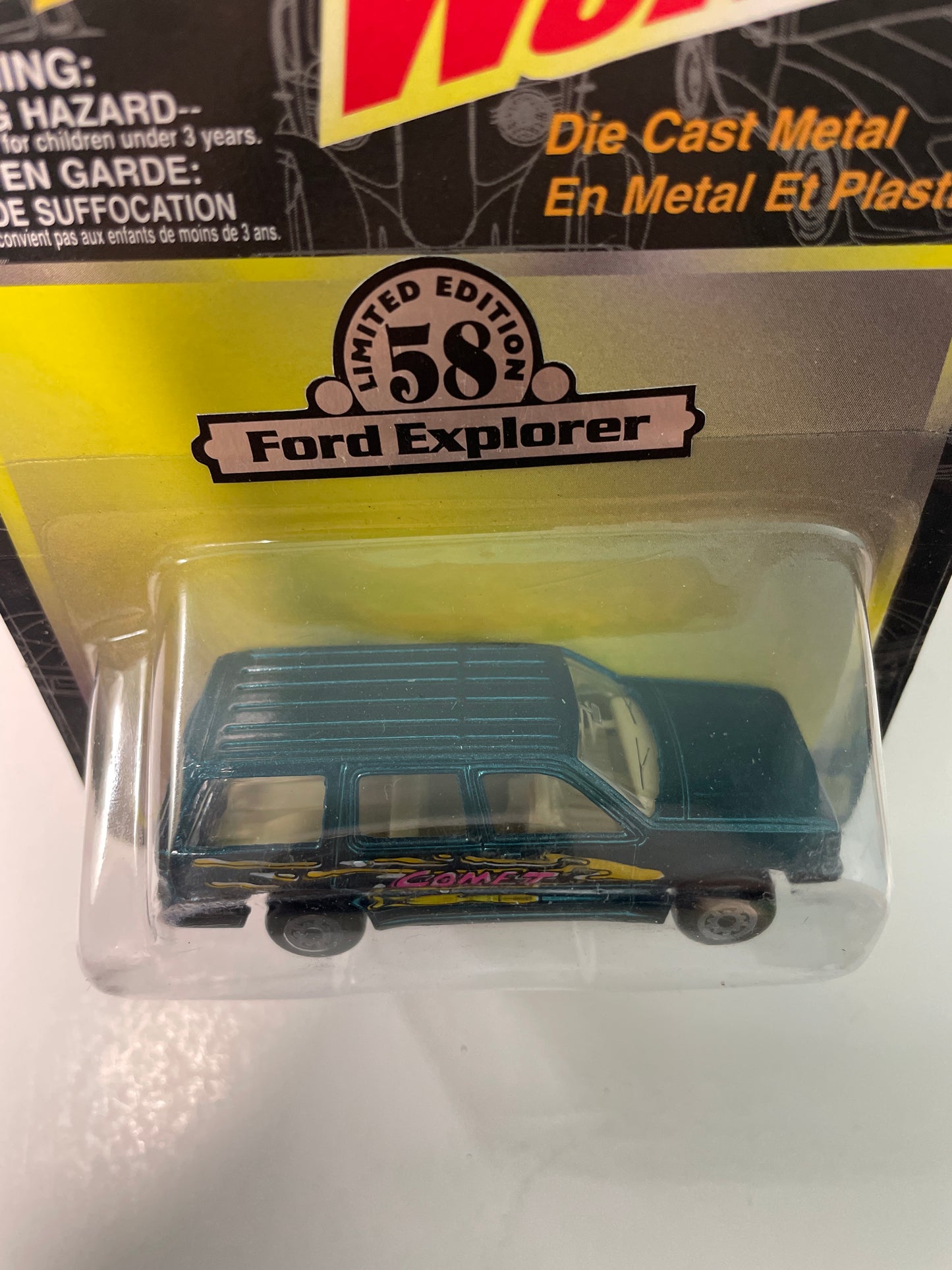 Maisto 1/64 Motor Works Ford Explorer Green - Damaged Box