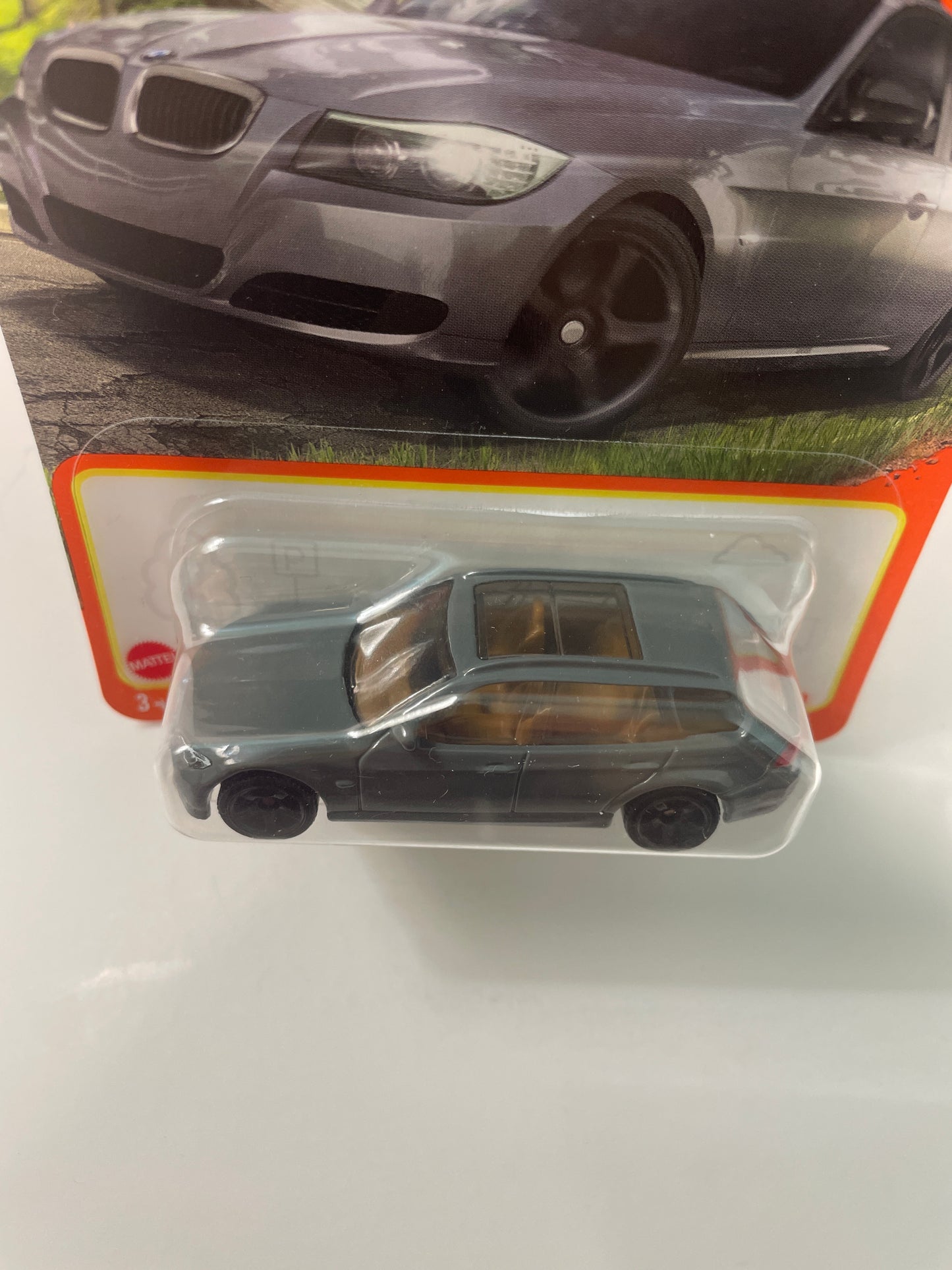 Matchbox 1/64 2012 BMW 3 Series Touring Grey