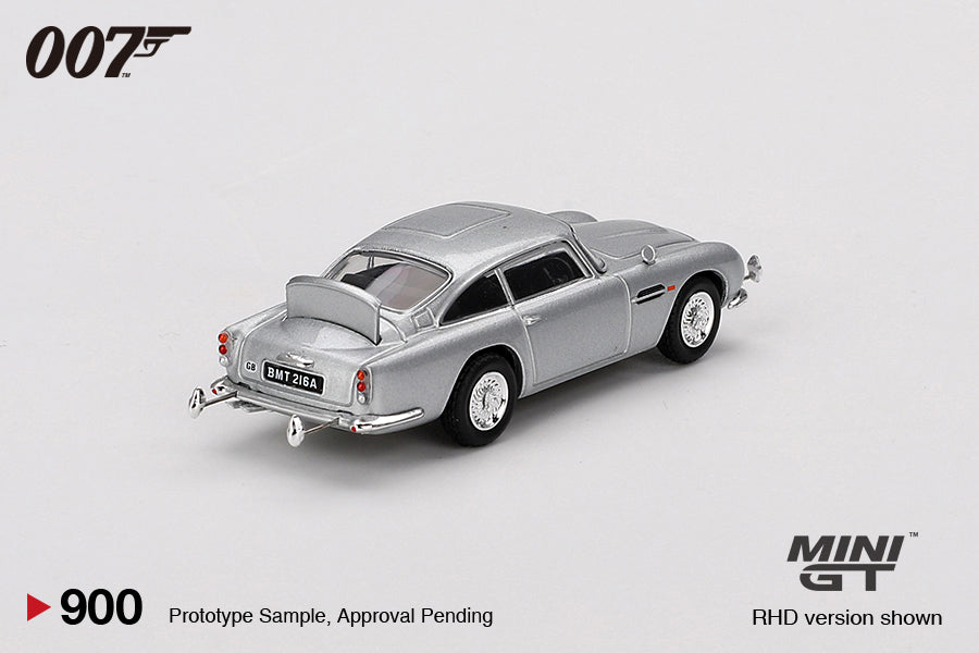 Mini GT 1/64 James Bond Is Back In Action Goldfinger 007 Aston Martin DB5 Silver