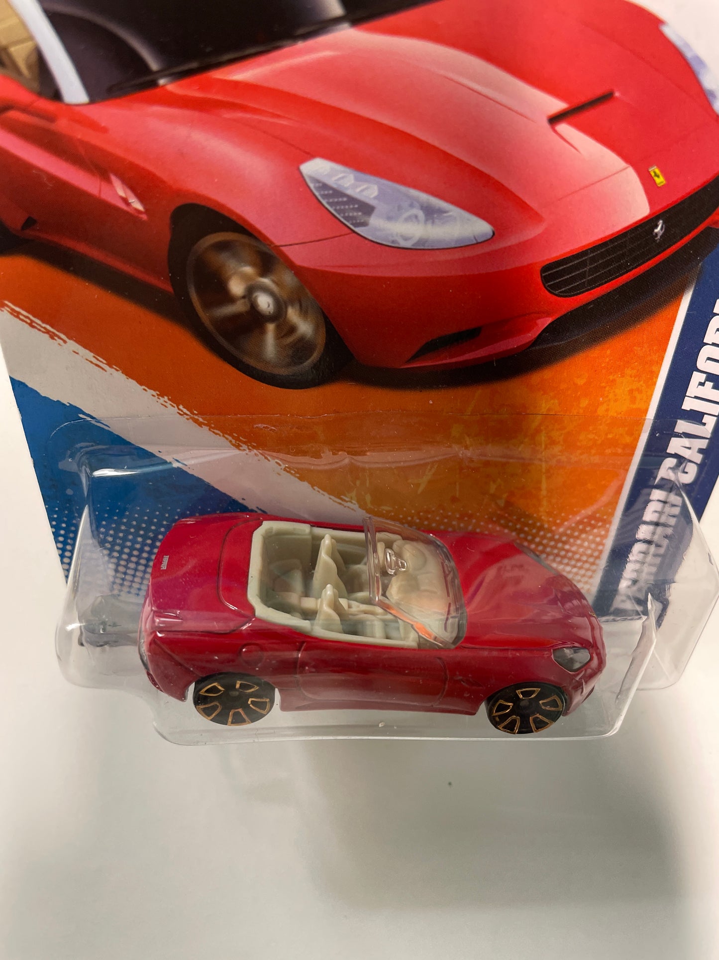 Hot Wheels 1/64 Ferrari California Red - Damaged Box