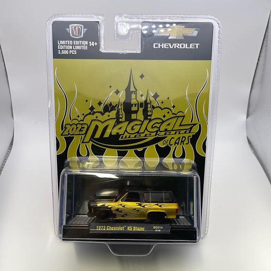 M2 Machines 1/64 2023 Magical Weekend Of Cars 1973 Chevrolet K5 Blazer Black & Gold