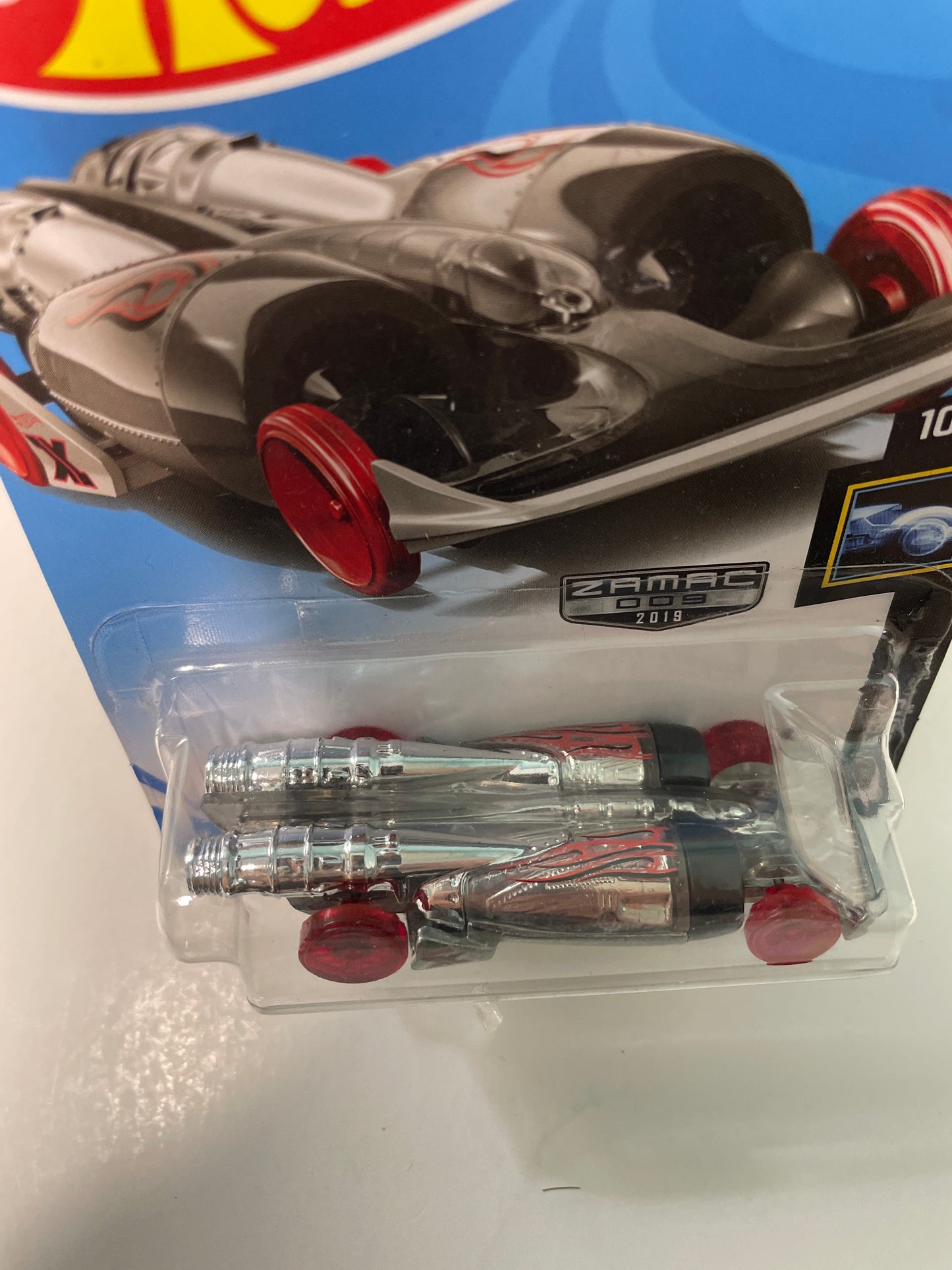 Hot Wheels 1/64 Zamac Salt Shaker - Damaged Box