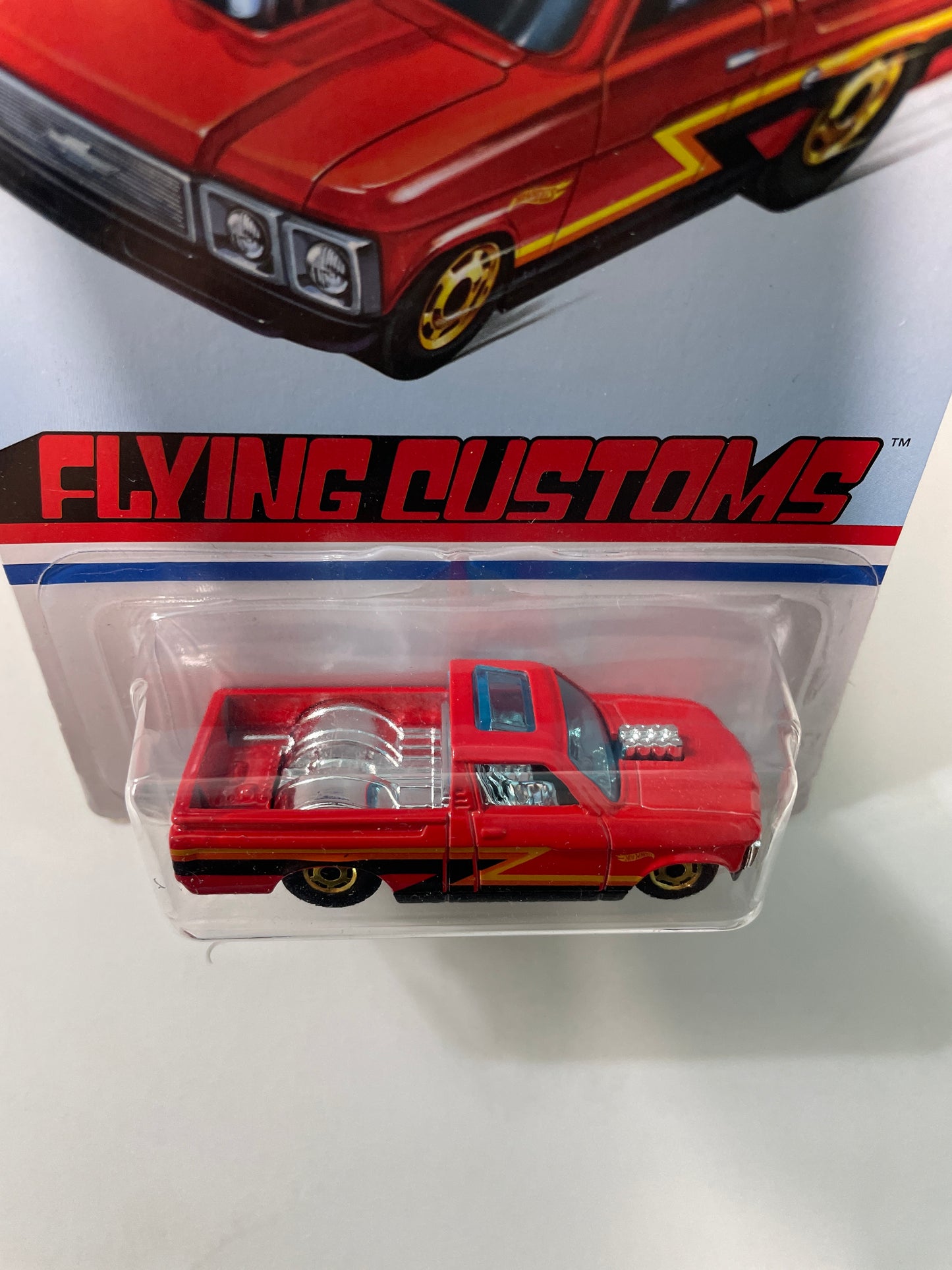 Hot Wheels 1/64 Flying Customs ‘72 Chevy Luv Red - Damaged Box