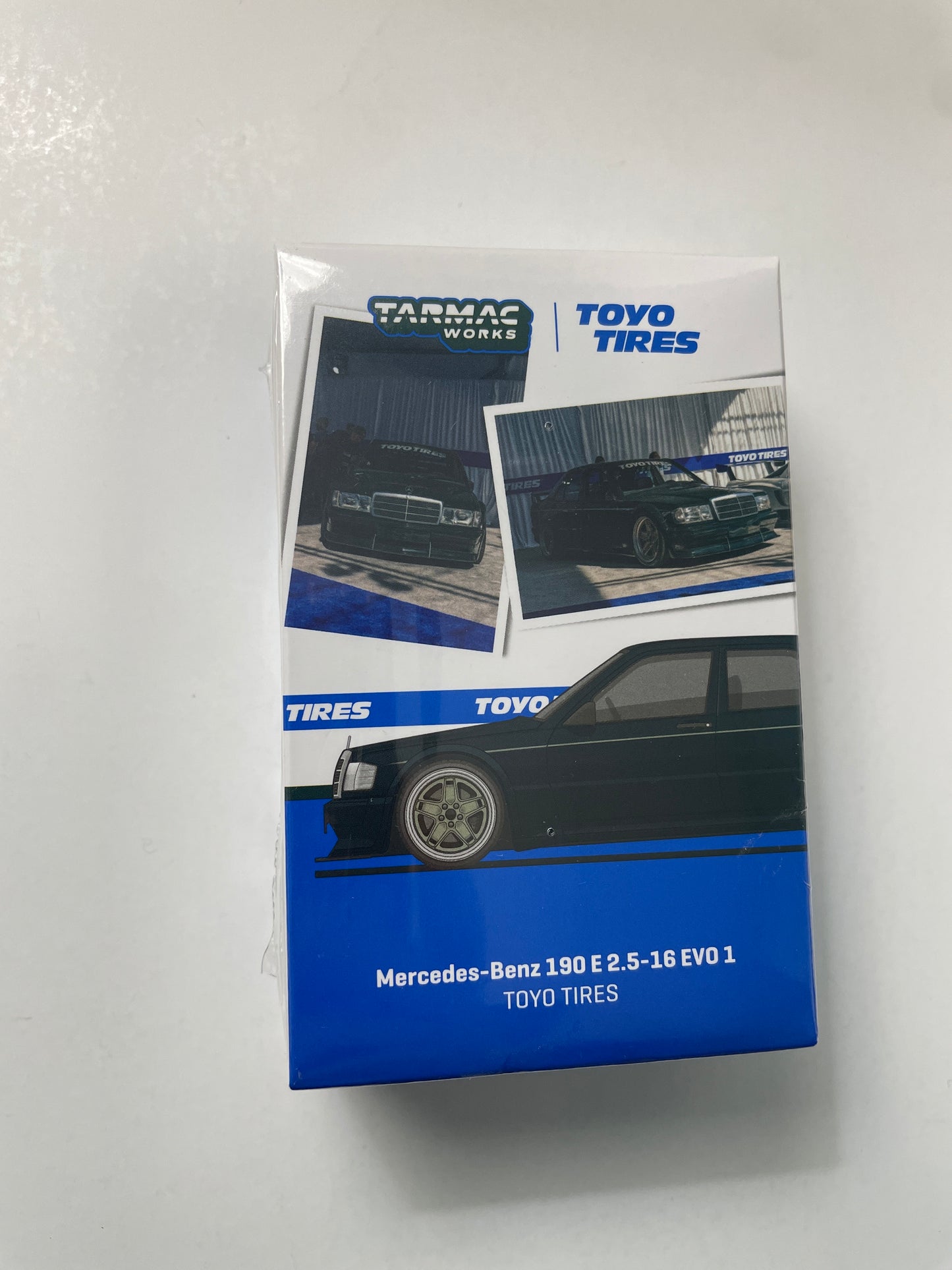 Tarmac Works 1/64 Mercedes-Benz 190 E 2.5-16 EVO 1 TOYO TIRES - GLOBAL64 Green - T64G-057-Toyo