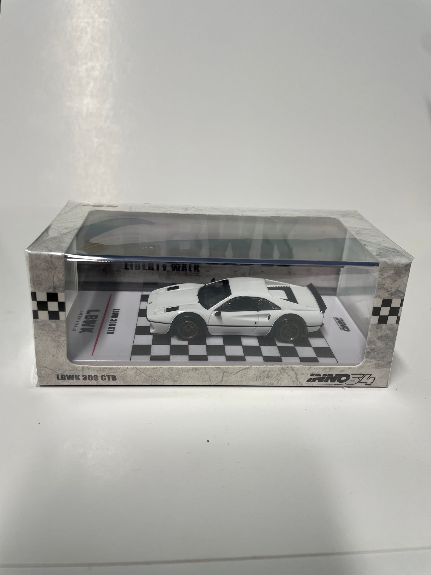 Inno64 1/64 LBWK 308 GTB White