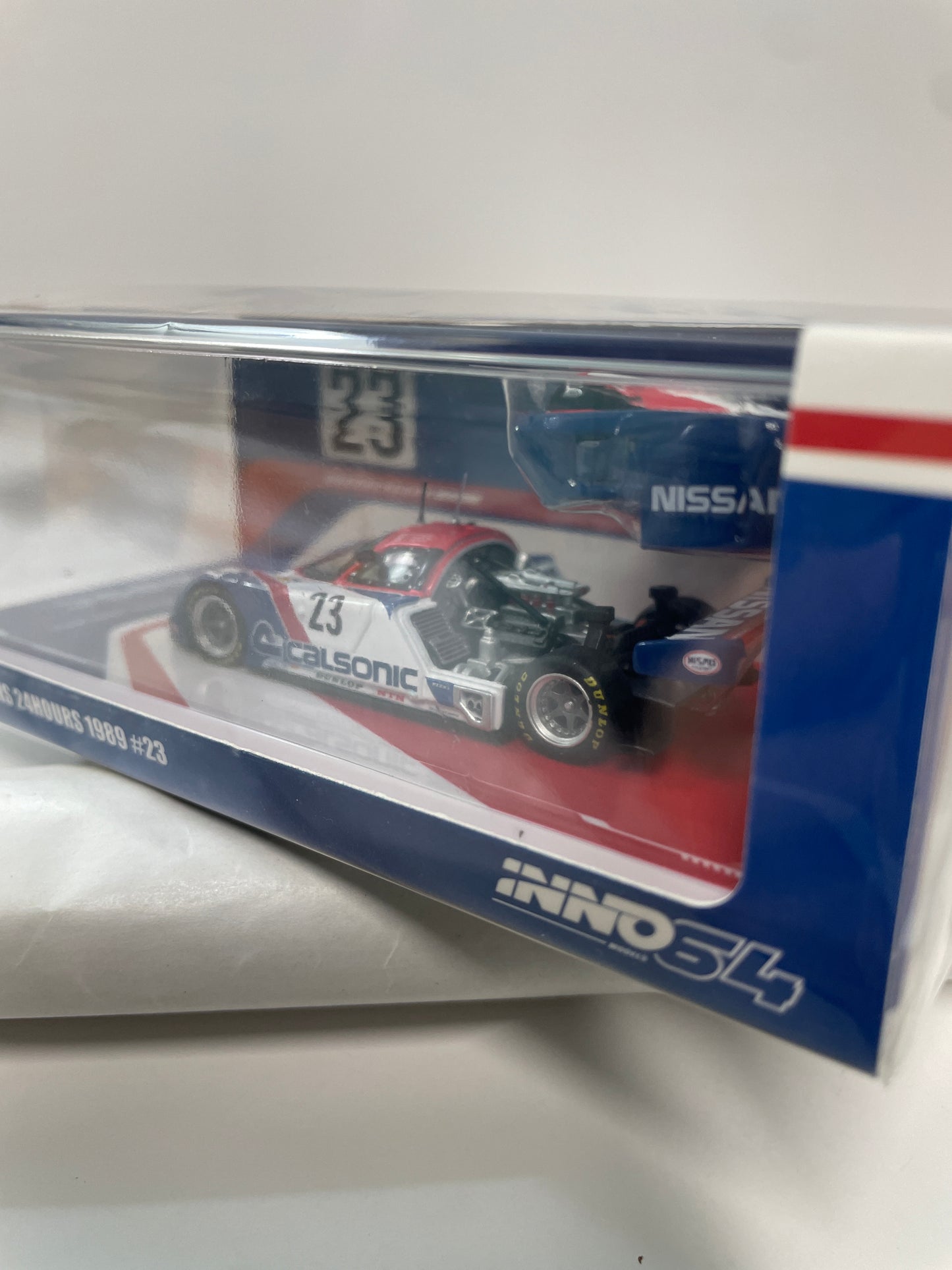 Inno64 1/64 Nissan Calsonic R89C Le Mans 24 Hours 1989 n23 M. Hasemi/ K. Hoshino/ T. Suzuki White & Blue - IN64-R89C-89LM23