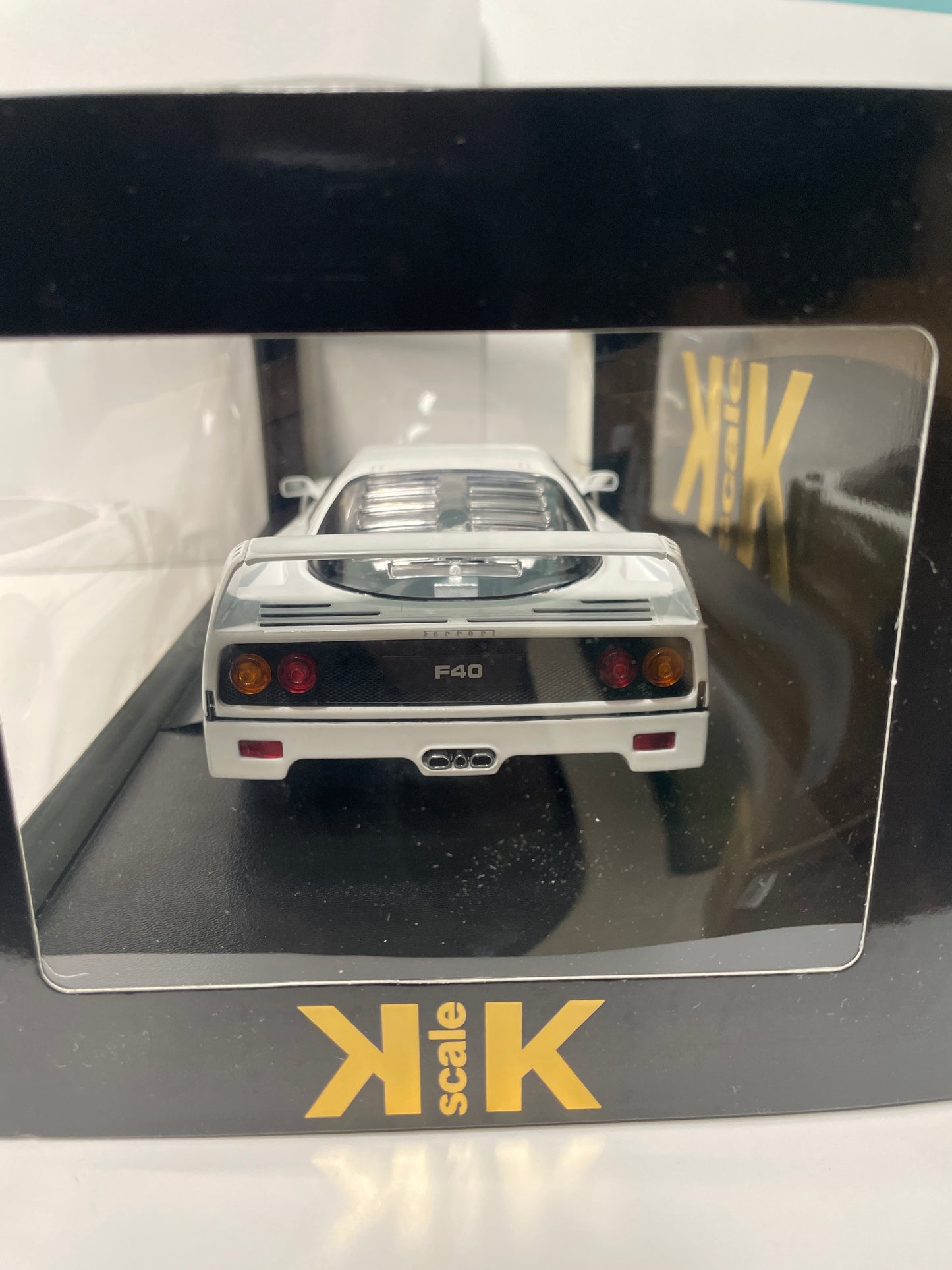 1/18 KK-Scale Ferrari F40 White