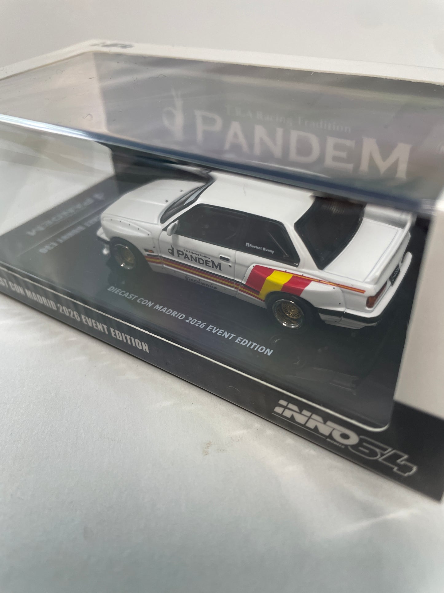 Inno64 1/64 Pandem Rocket Bunny BMW E30 Diecast Con Madrid 2026 Event Edition Matt White - IN64-E30P-DCM