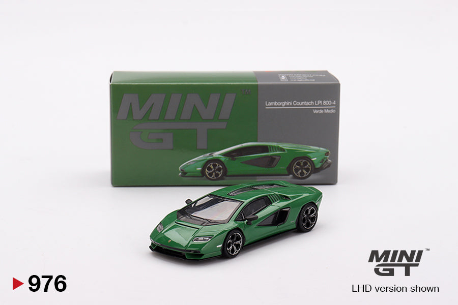 Mini GT 1/64 Lamborghini Countach LPI 800-4 Verde Medio Green
