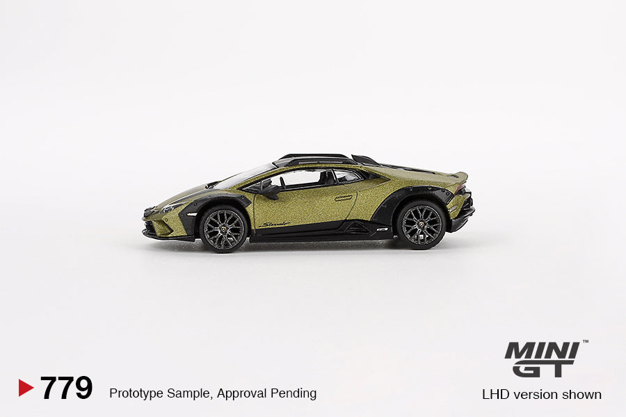 Mini GT 1/64 Lamborghini Huracán Sterrato Verde Gea Matt Green
