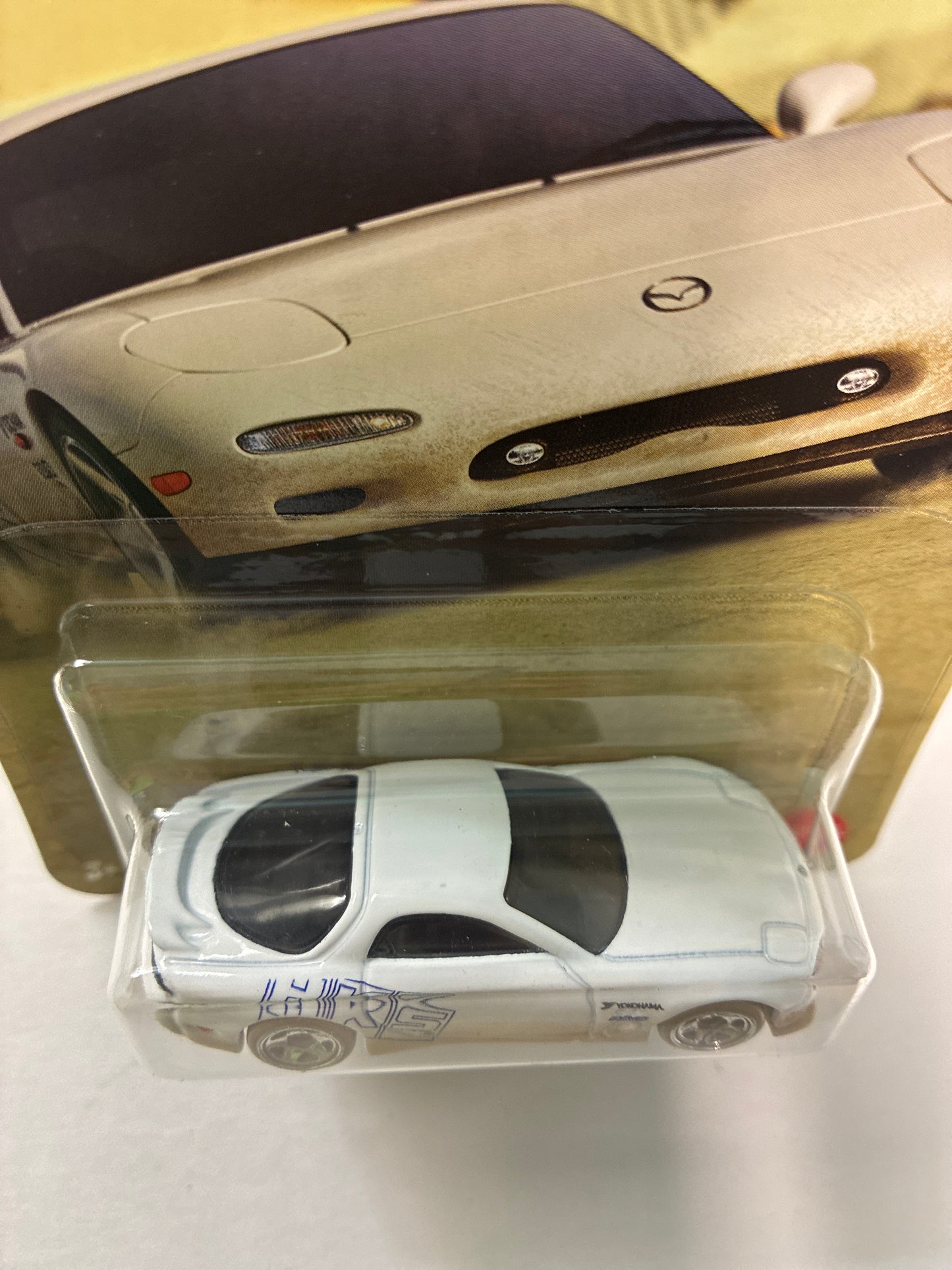 Hot Wheels 1/64 Silver Series Fast and Furious Race-Off 1995 Mazda Rx-7 White - JKX16