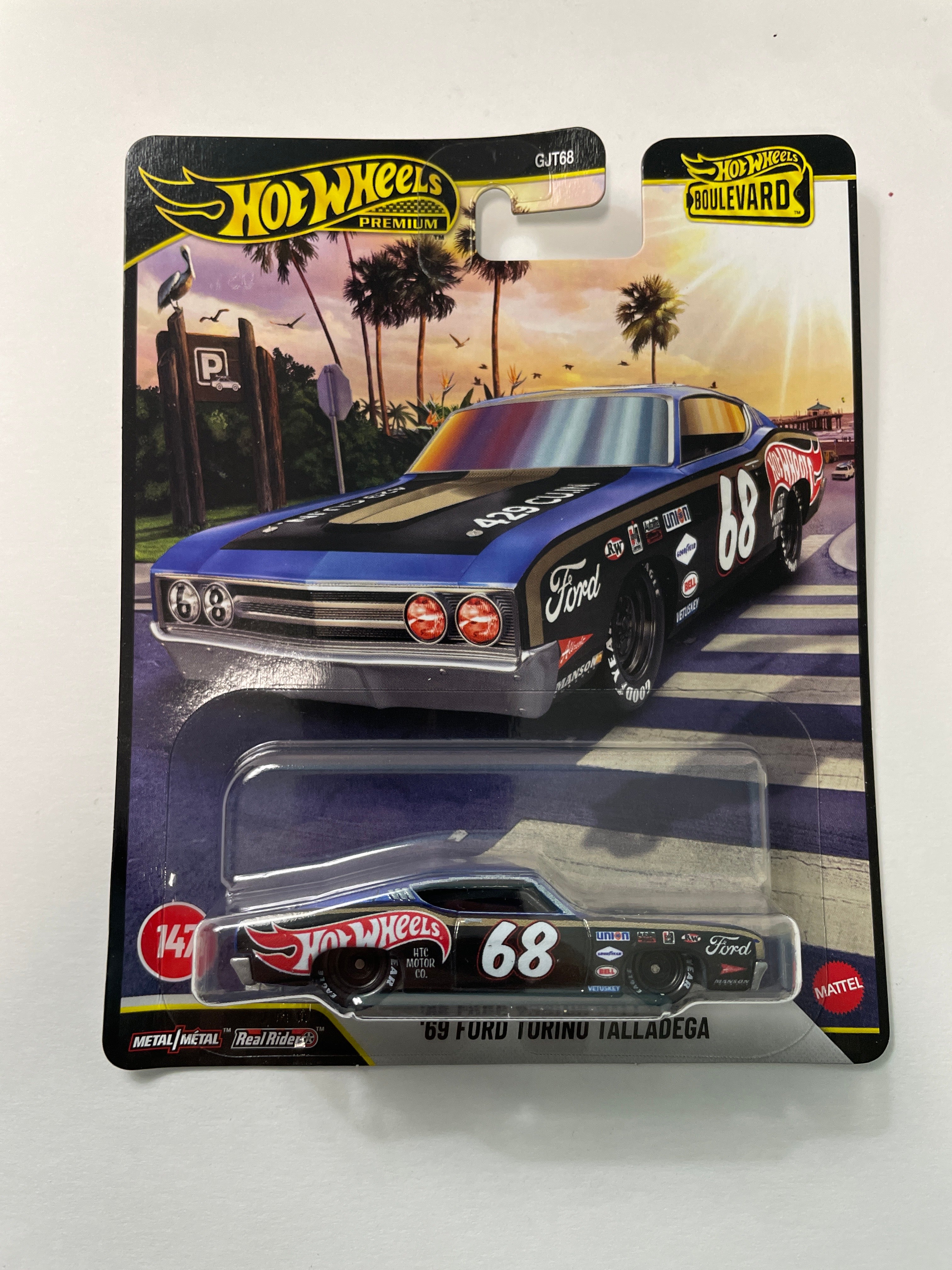 Hot Wheels 1/64 2026 Boulevard Mix G '69 Ford Torino Talladega