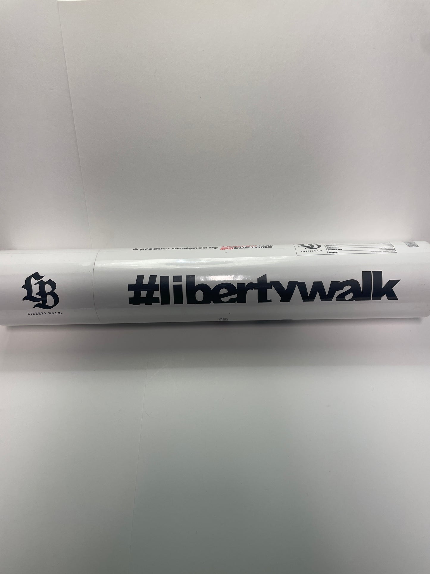 Dream Customs 1/64 Liberty Walk Desktop Diorama (Crimson Red)