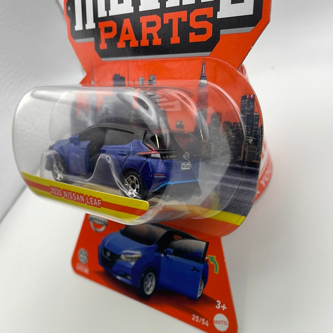 Matchbox 1/64 Moving Parts 2020 Nissan Leaf Blue