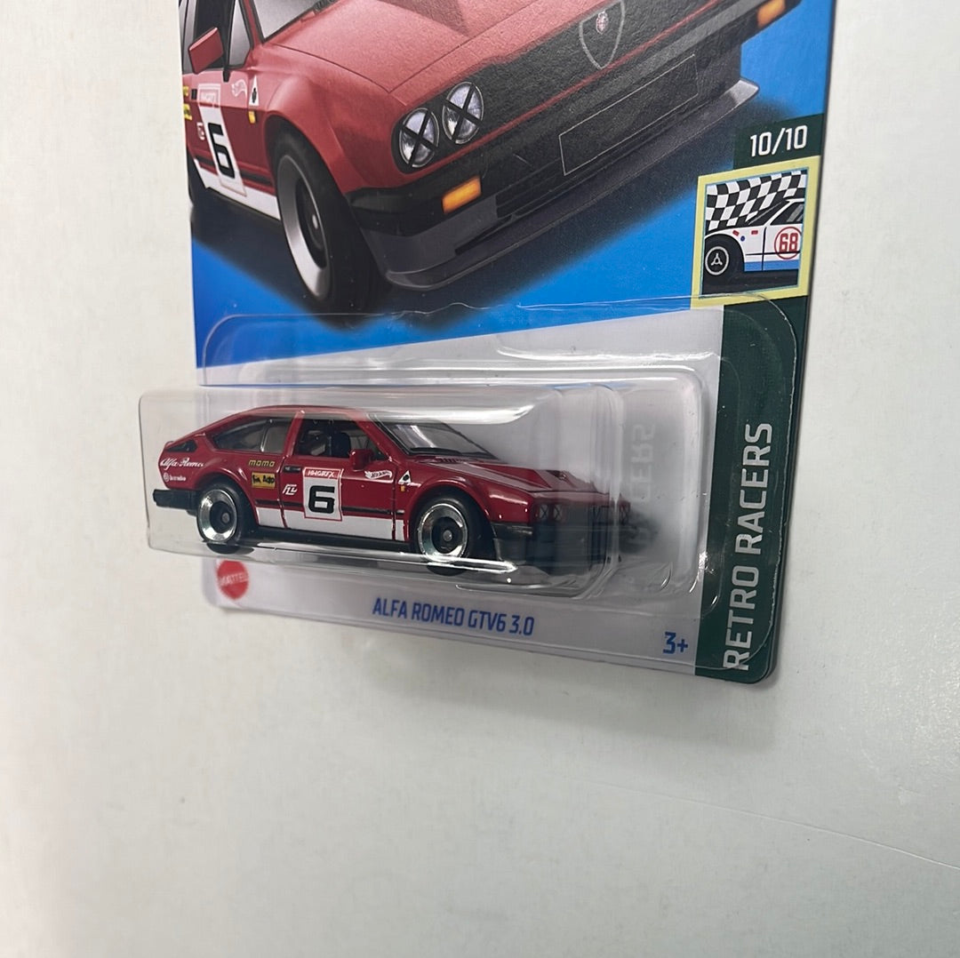 Hot Wheels 1/64 Alfa Romeo GTV6 3.0 Red