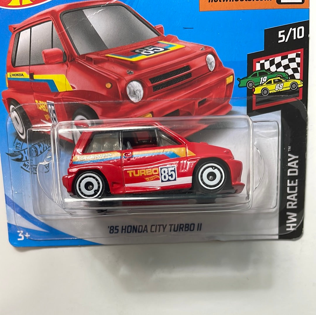 Hot Wheels 1/64 '85 Honda City Turbo II Short Card Red - Damaged