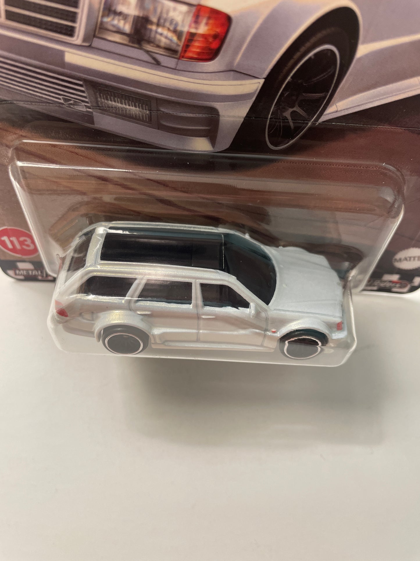 Hot Wheels 1/64 Boulevard Mix Z Mercedes-Benz E 36 AMG White