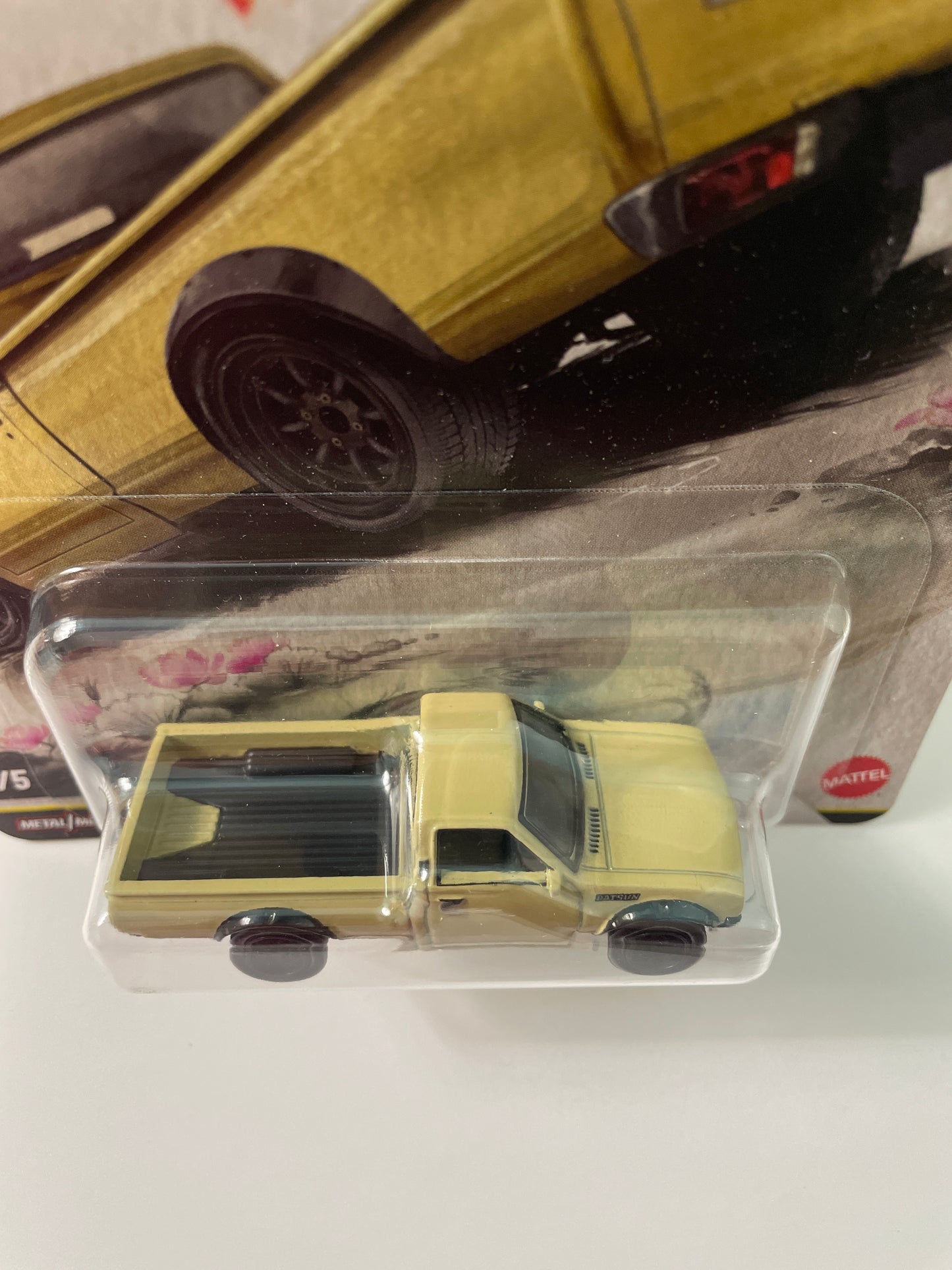 Hot Wheels 1/64 Car Culture Japan Historics 5 Datsun 620 Beige - JKF12