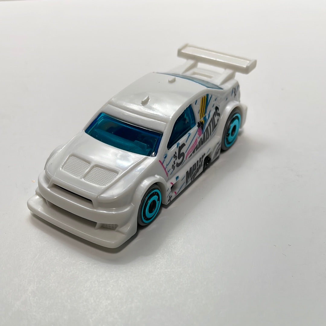 *Loose* Hot Wheels 1/64 5 Pack Exclusive Amazoom White