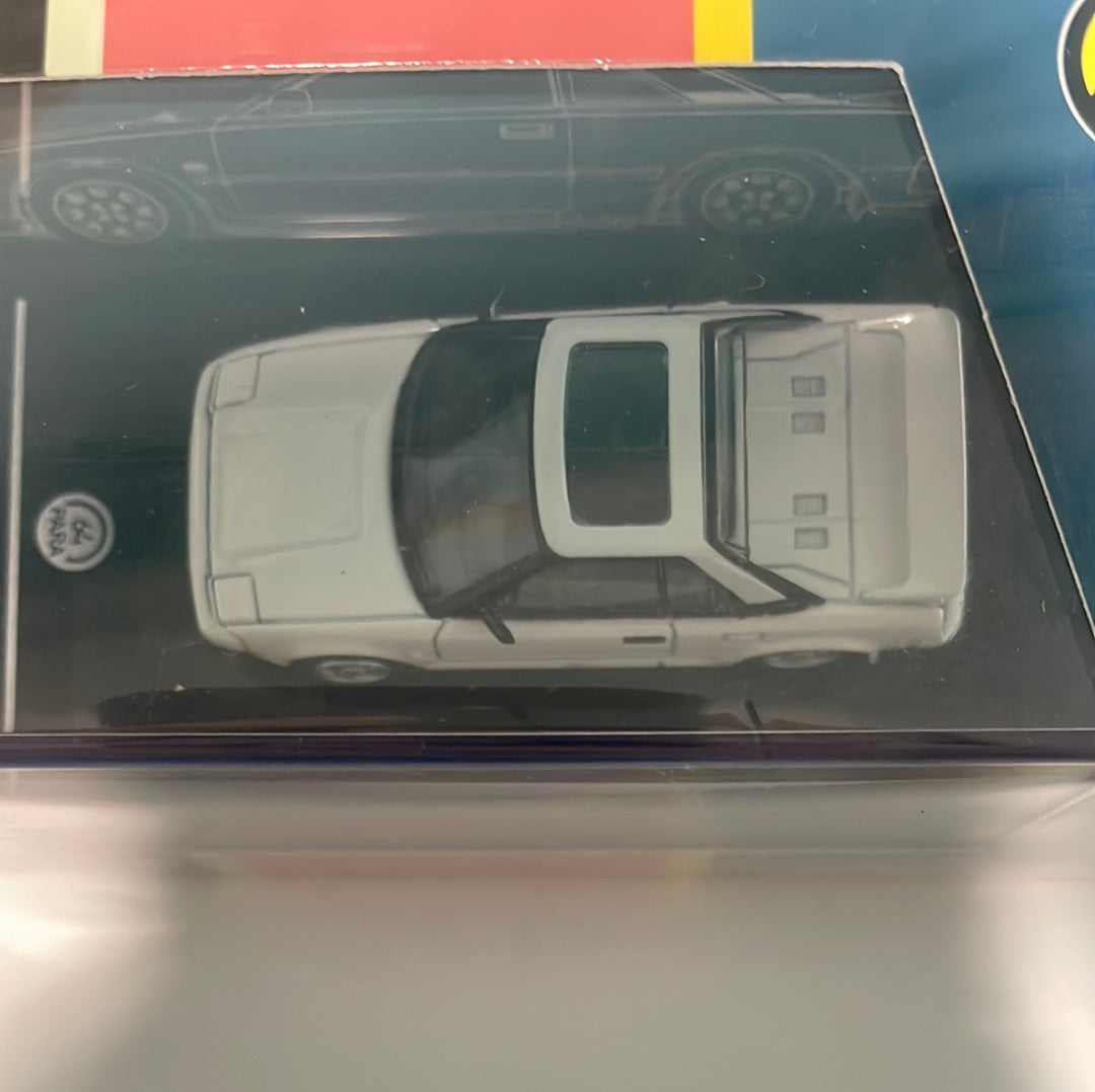 Para64 1/64 1985 Toyota MR2 MK1 Super White - PA-55362