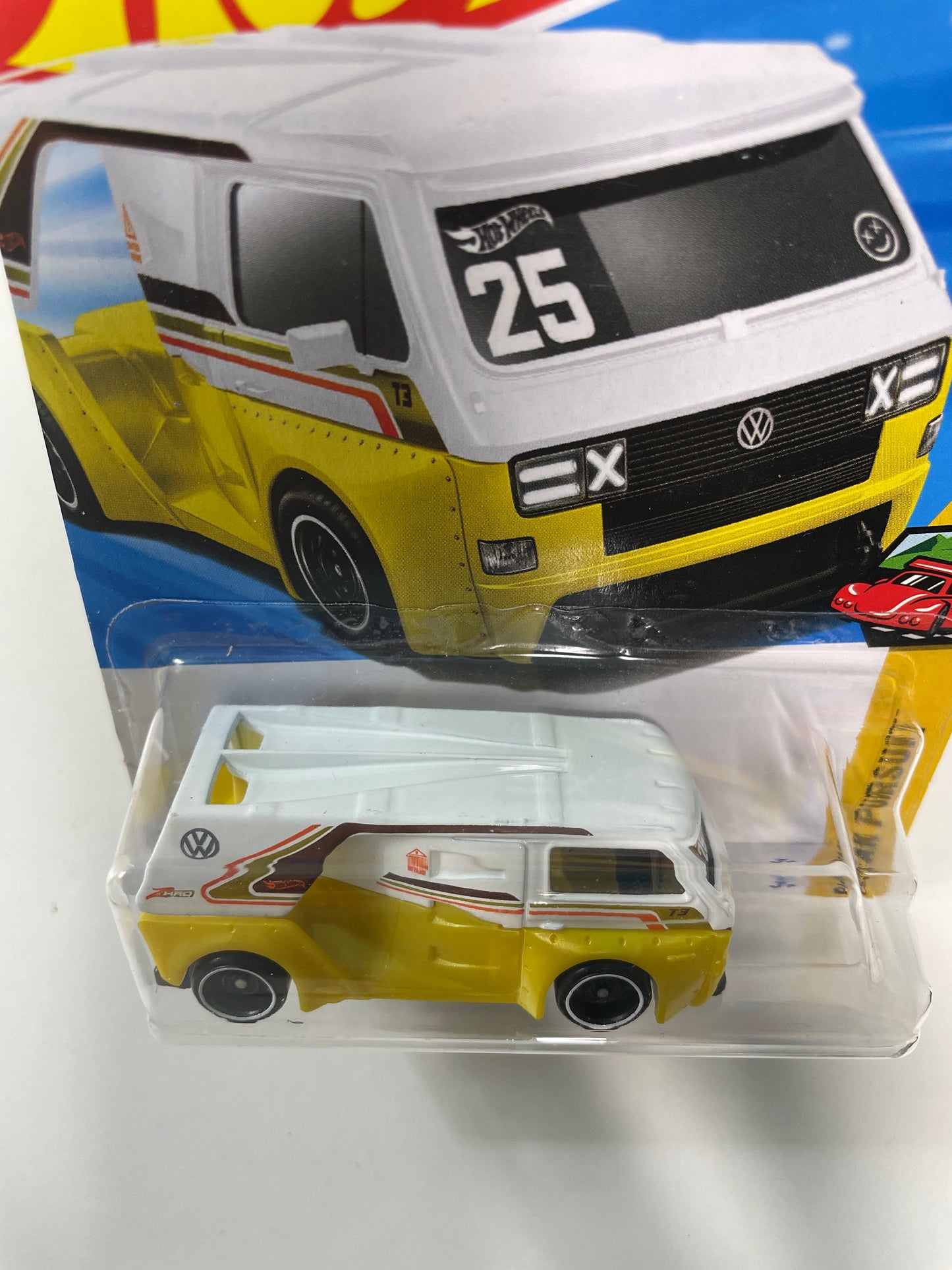 Hot Wheels 1/64 VW Volkswagen T3 Custom/ Personnalisé White & Yellow