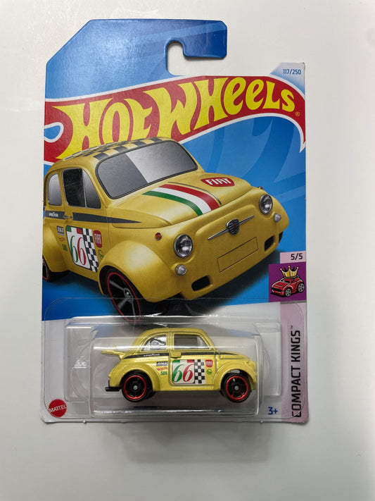 Hot Wheels 1/64 ‘60s Fiat 500D Modificado Yellow