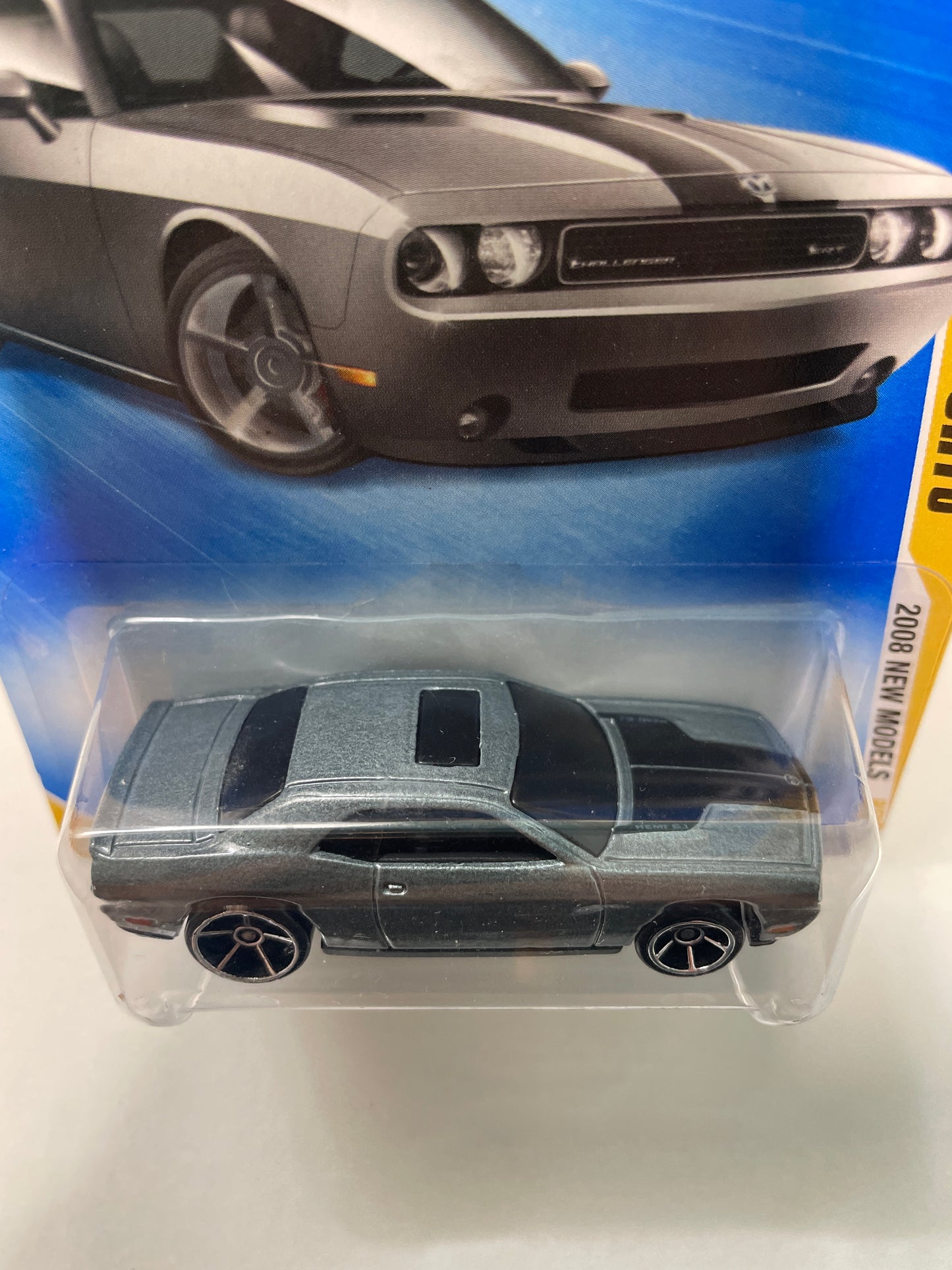 Hot Wheels 1/64 Dodge Challenger SRT8 Grey