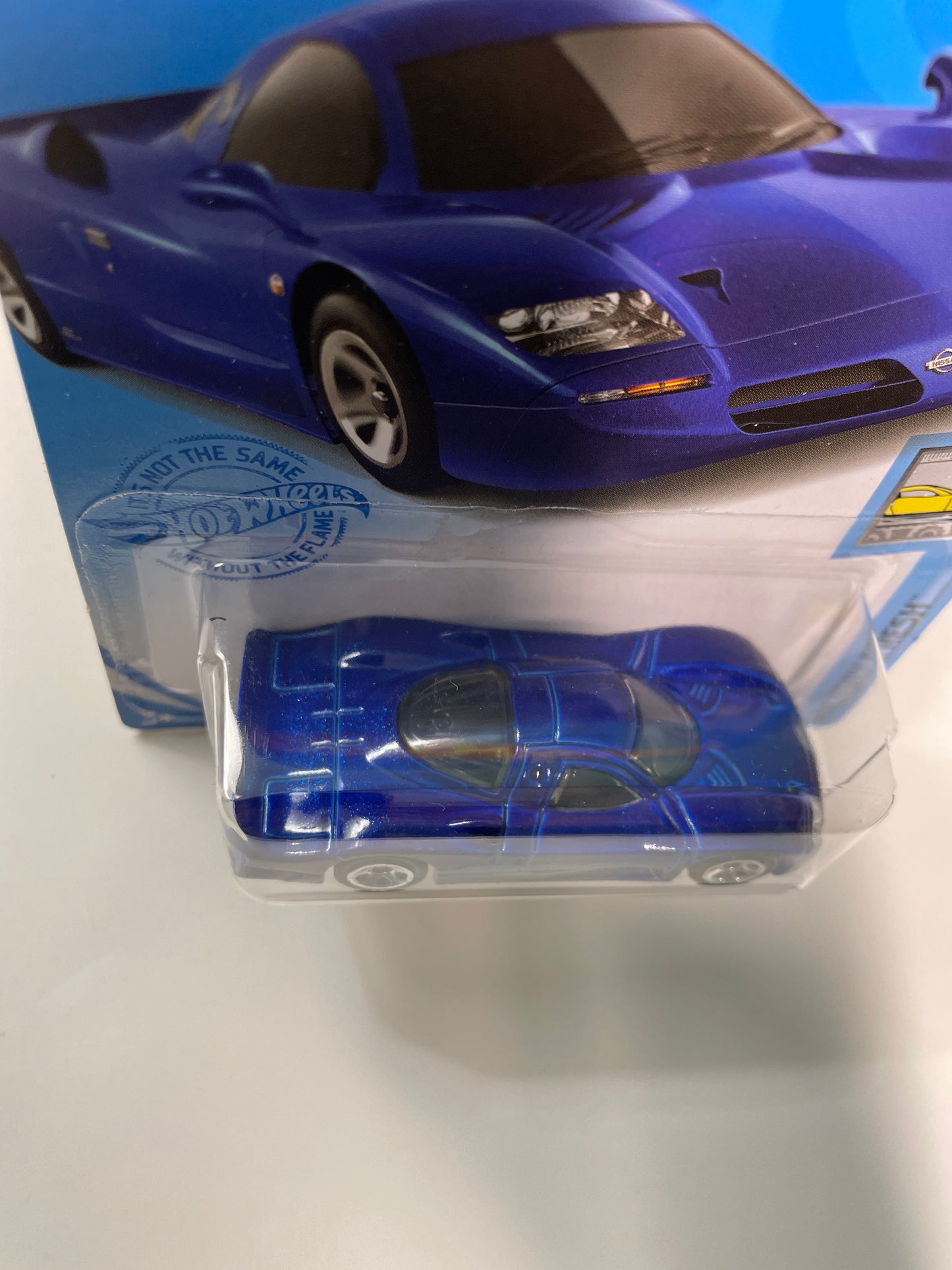 Hot Wheels 1/64 Nissan R390 GT1 Blue