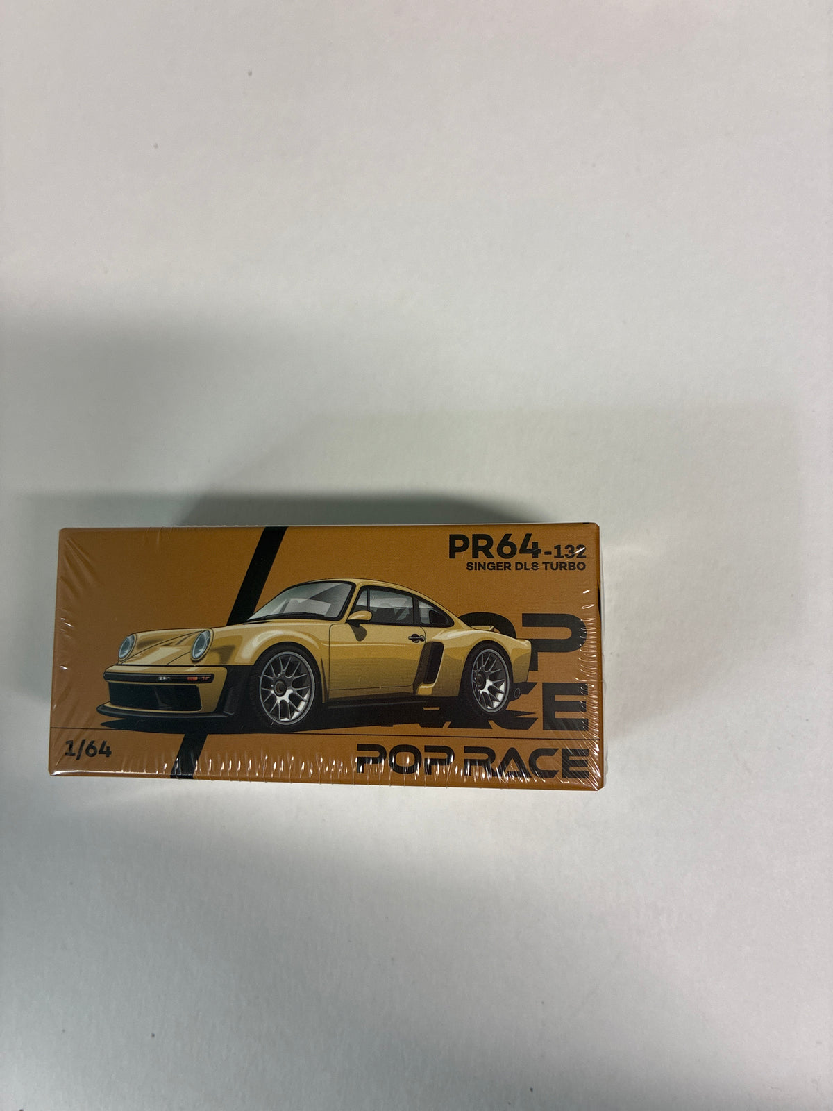 Pop Race 1/64 Porsche Singer DLS Turbo Gold - PR64-0132