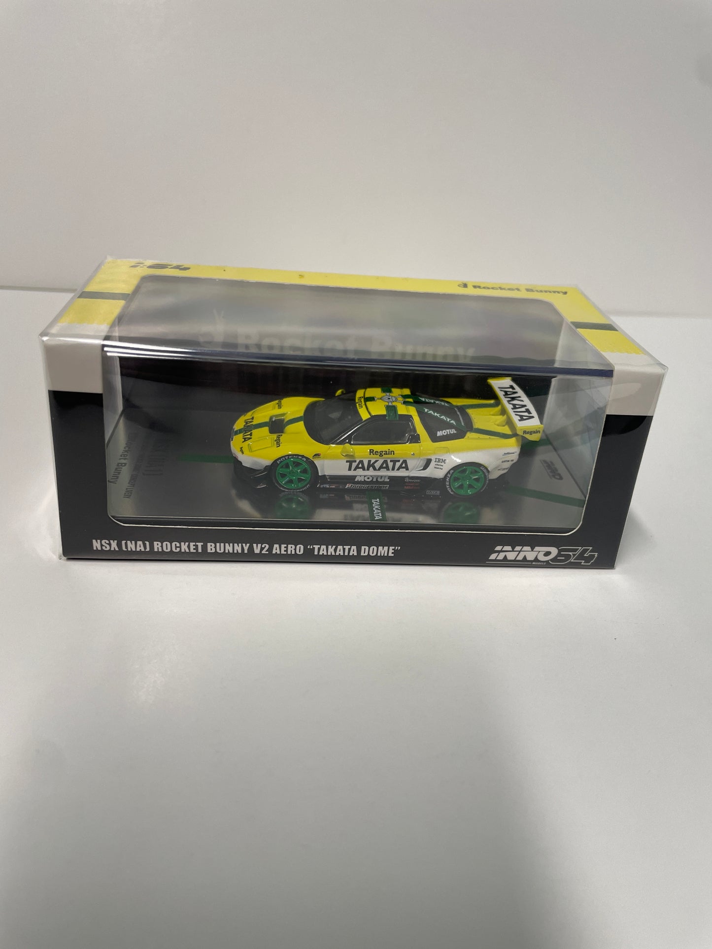 Inno64 1/64 Honda NSX (NA1) Rocket Bunny V2 Aero Takata Dome Yellow & White