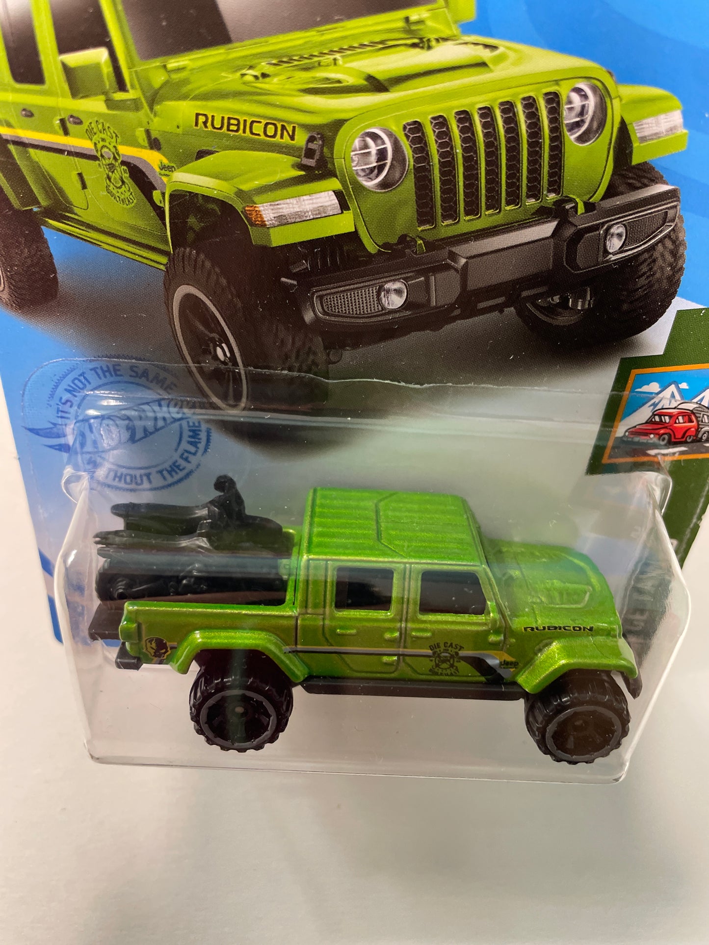 Hot Wheels 1/64 ‘20 Jeep Gladiator Green - Damaged Box