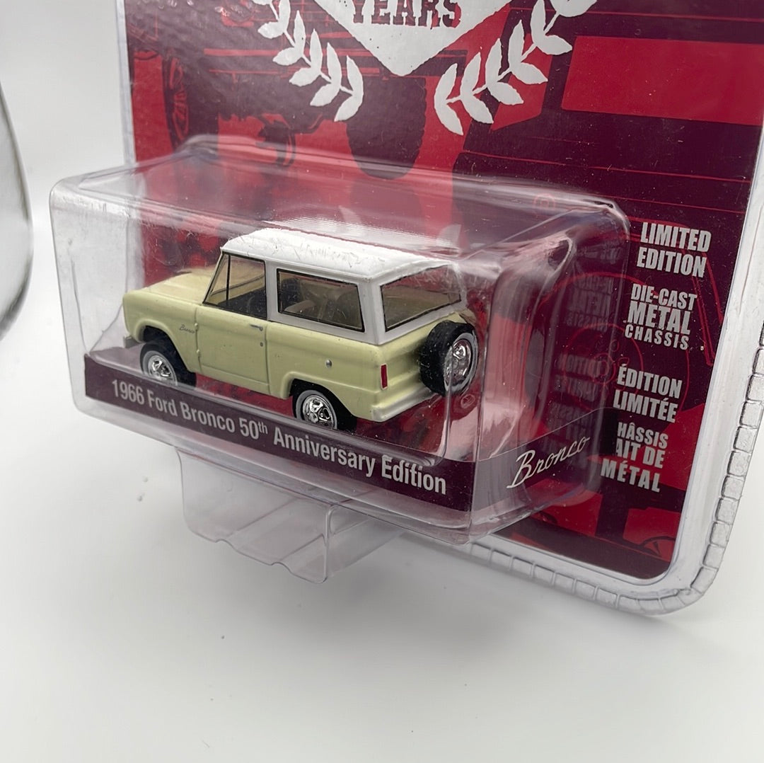1/64 Greenlight One Wild Horse 1966 Ford Bronco 50th Anniversary Edition Yellow