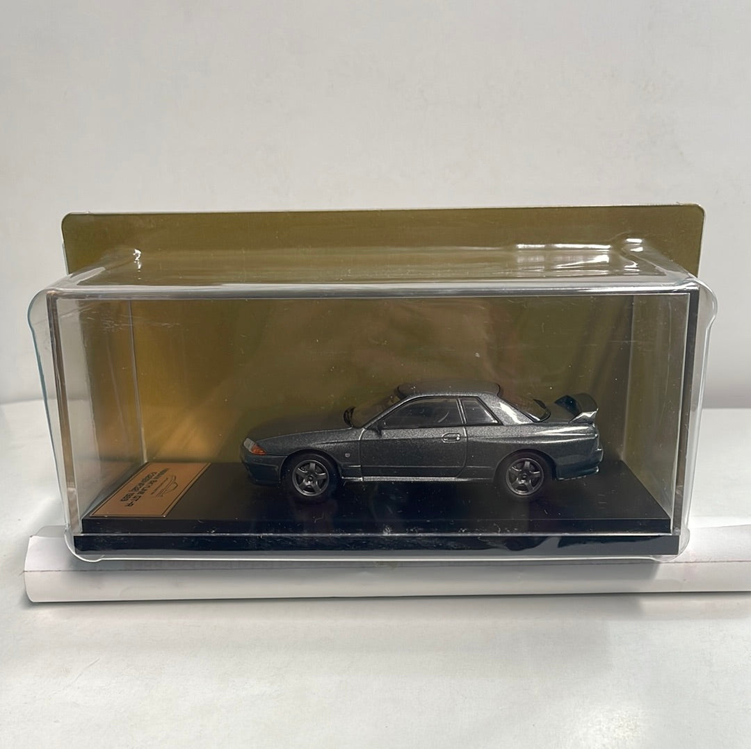 1/43 (R32)White/1/43Mine's(R34) Black 2台 1/43 (R32)White/1/43Mine's(R34) Black 2台 1/43 Makeup Nissan