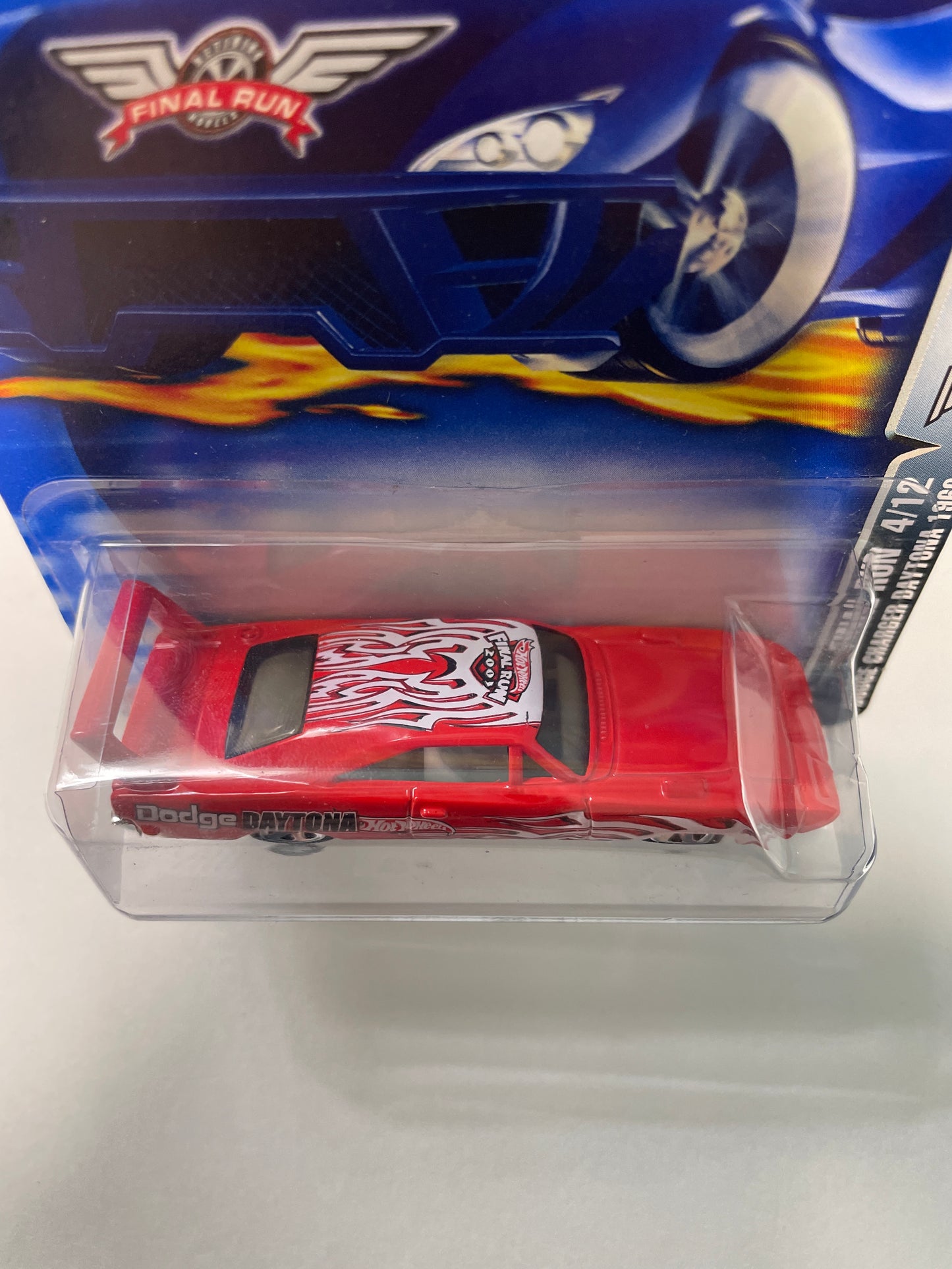 Hot Wheels 1/64 Dodge Charger Daytona 1969 Red