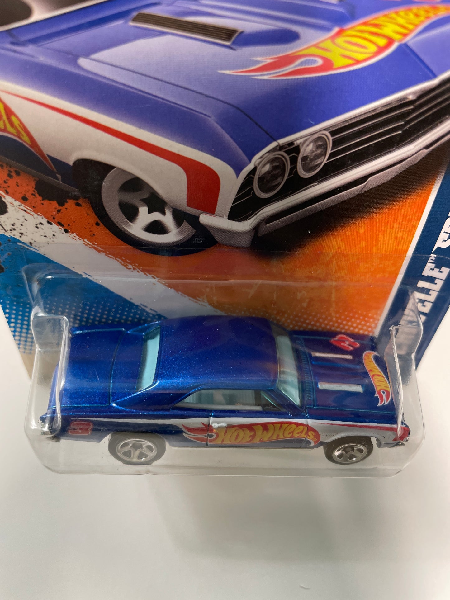 Hot Wheels 1/64 ‘67 Chevy Chevelle SS 396 Blue - Damaged Box