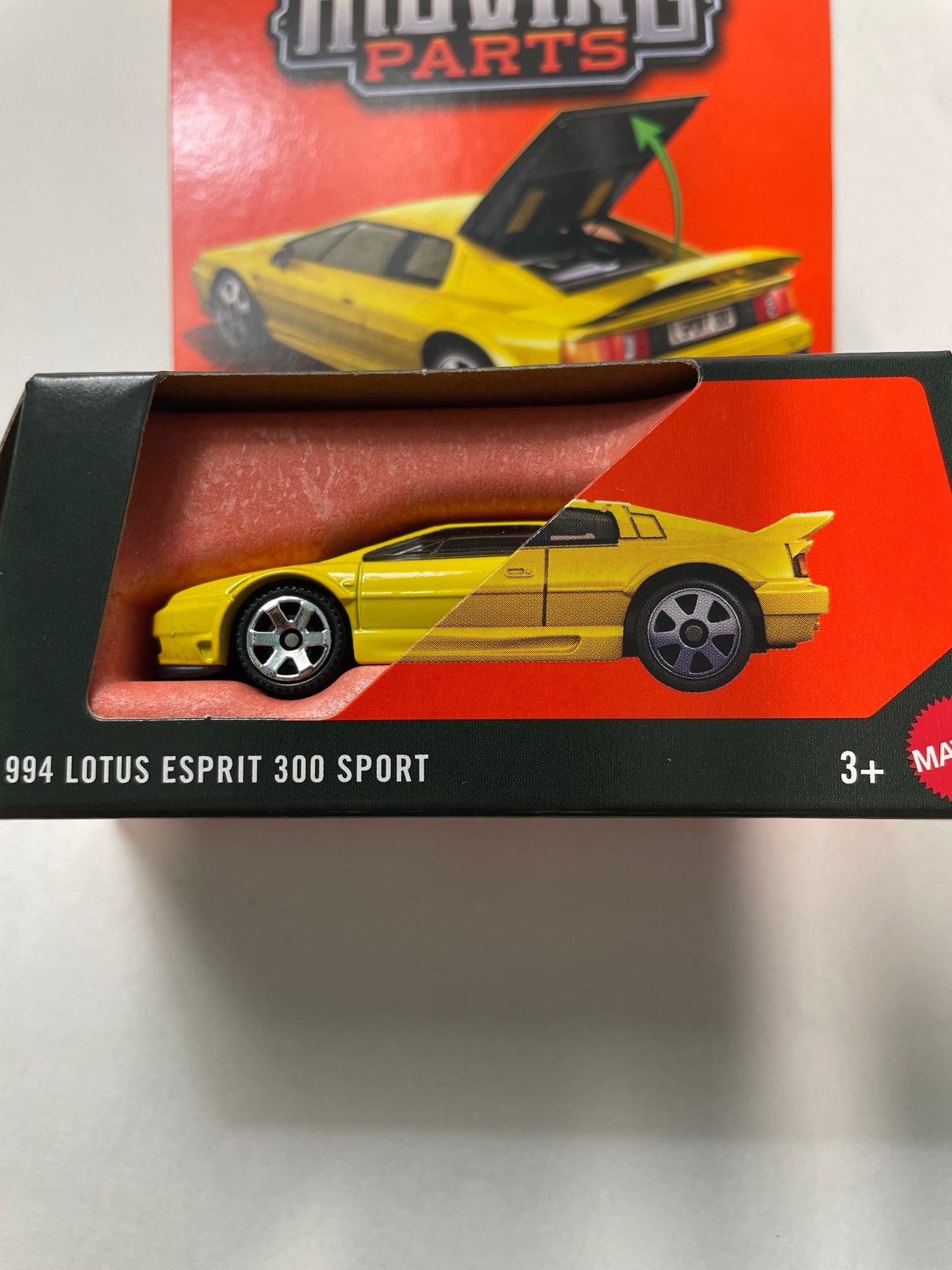 Matchbox 1/64 Moving Parts 1994 Lotus Esprit 300 Sport Yellow - JHV41