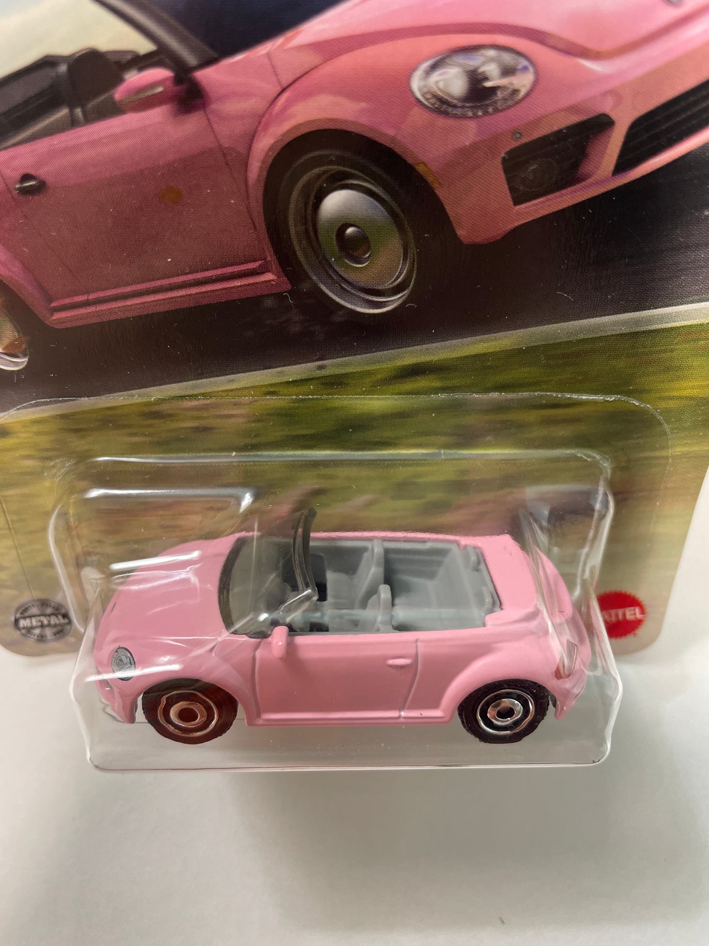 Matchbox 1/64 2019 Volkswagen Beetle Convertible Pink