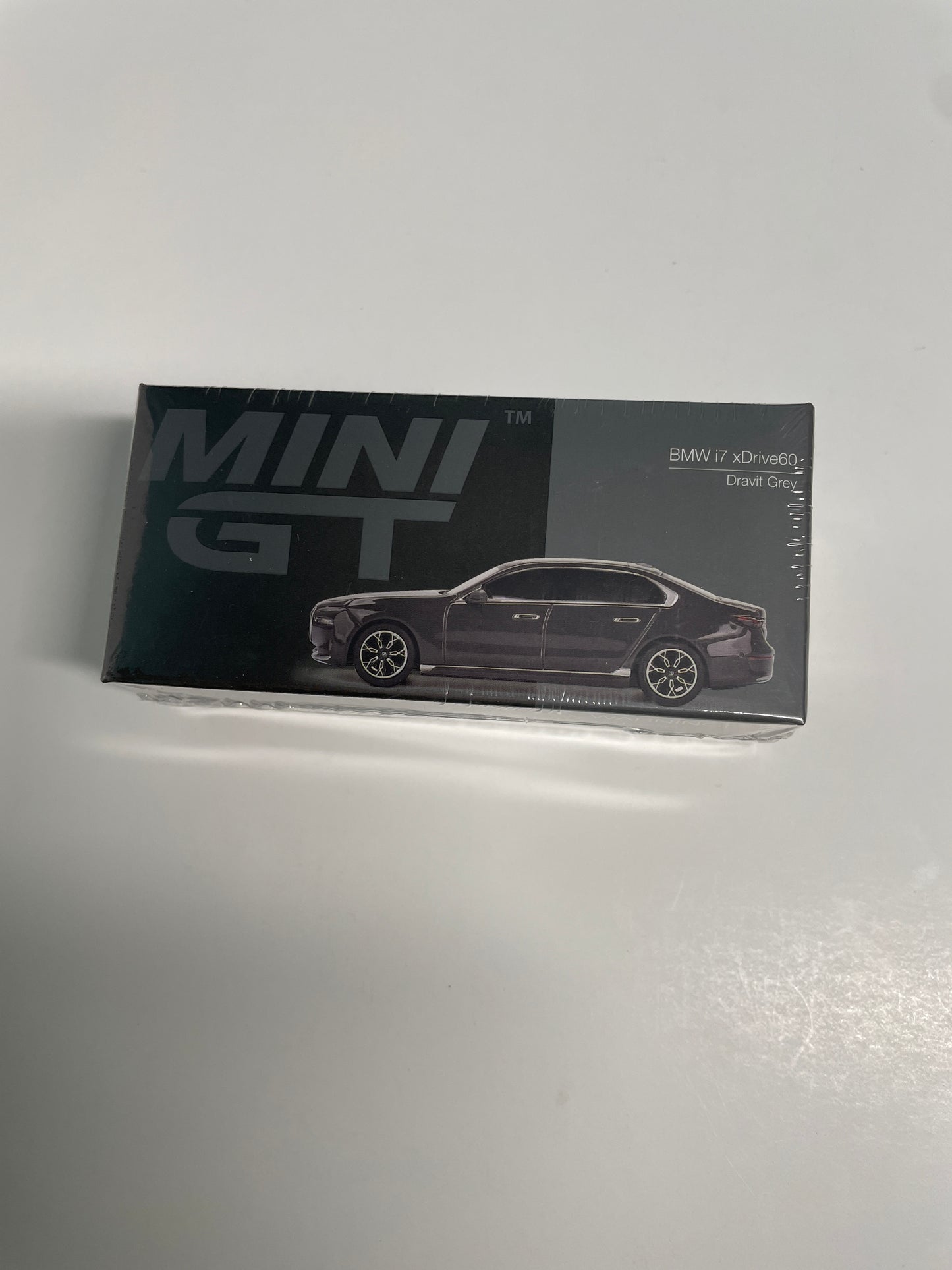 Mini GT 1/64 BMW i7 xDrive60 Dravit Grey