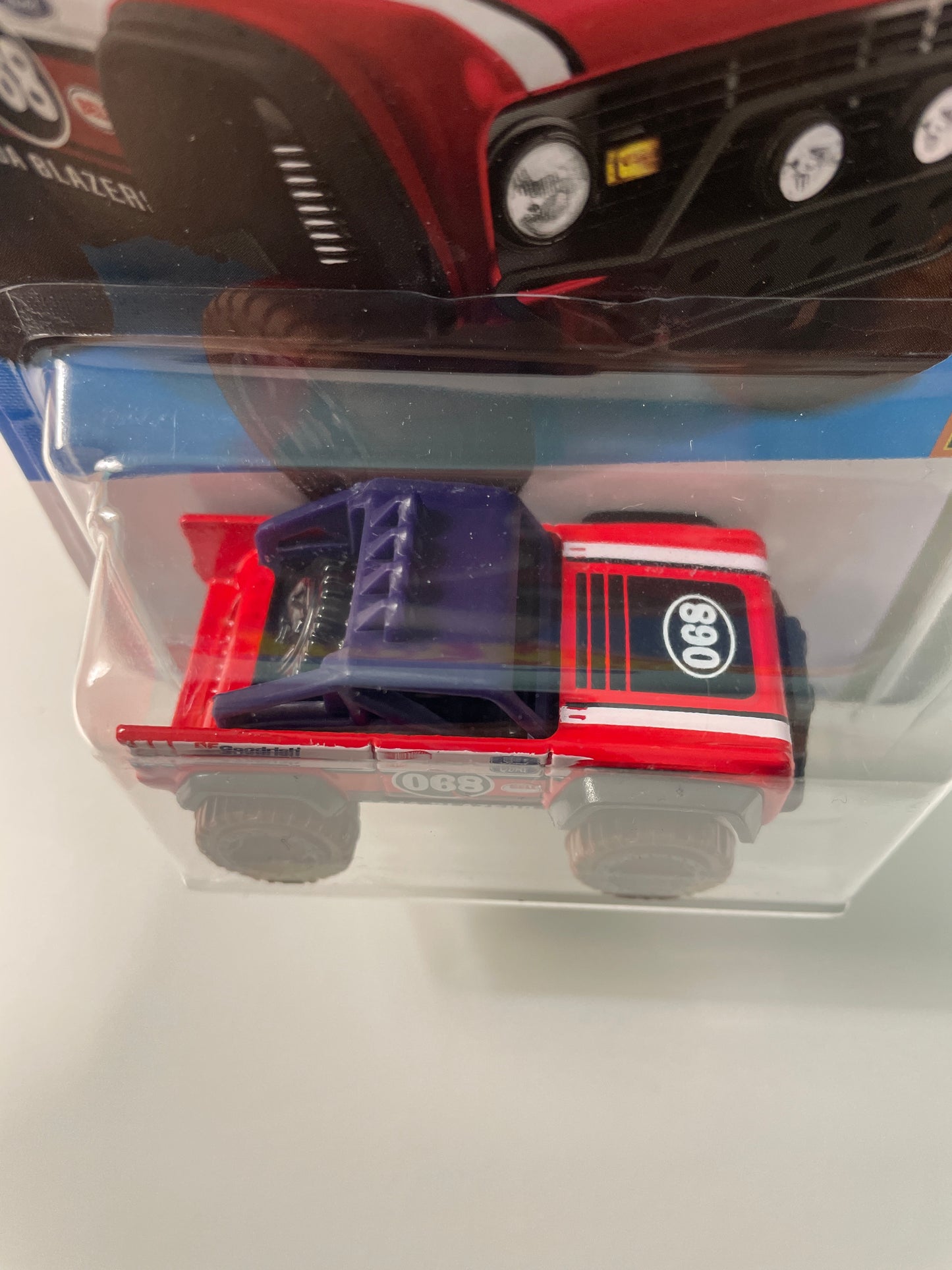 Hot Wheels 1/64 Custom Ford Bronco Red