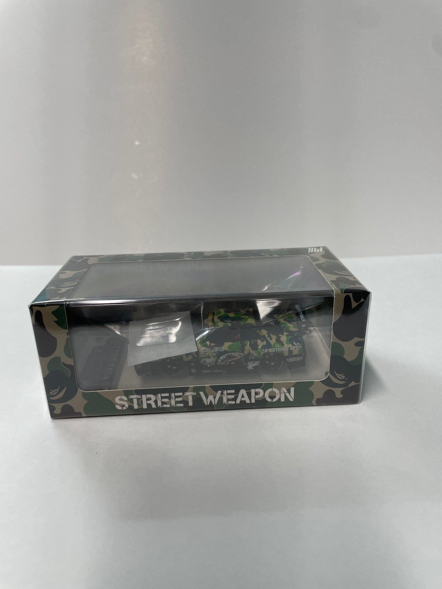 Street Weapon 1/64 Nissan Skyline ER34 LBWK Green