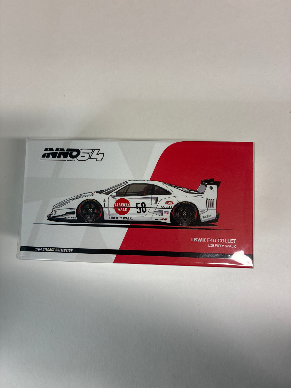 Inno64 1/64 LBWK Ferrari F40 Collet White - IN64-LBWKF40-COLLET