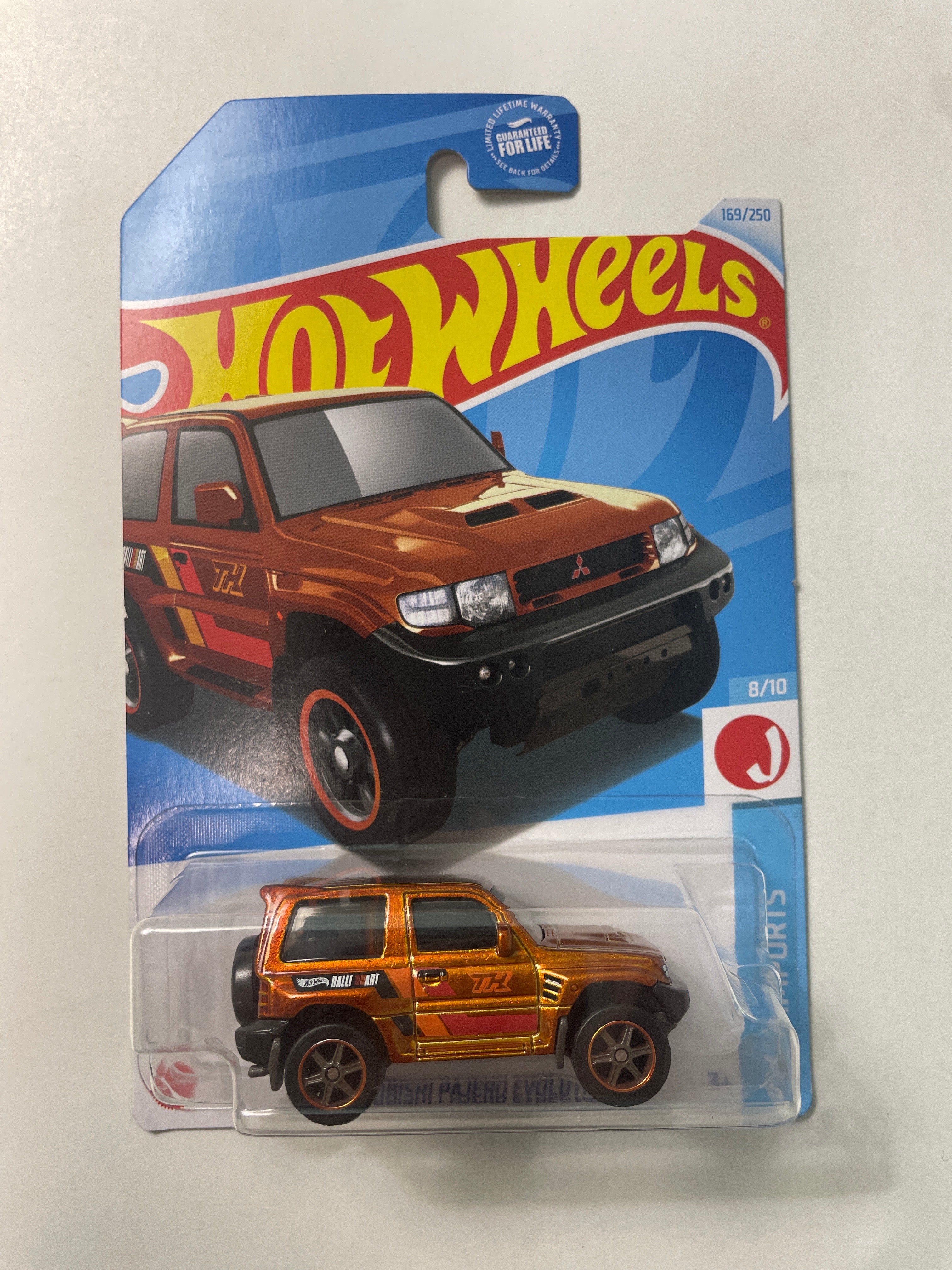 Hot Wheels 1/64 Super Treasure Hunt Mitsubishi Pajero Evolution