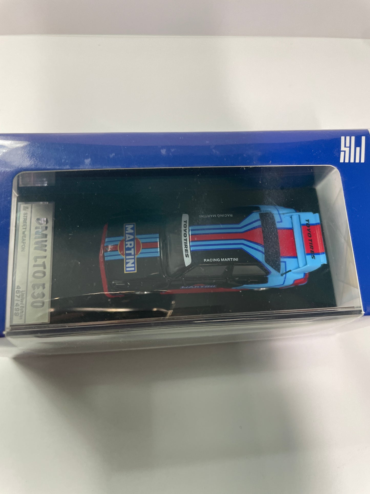 Street Weapon 1/64 BMW LTO E30 Martini Black & Blue