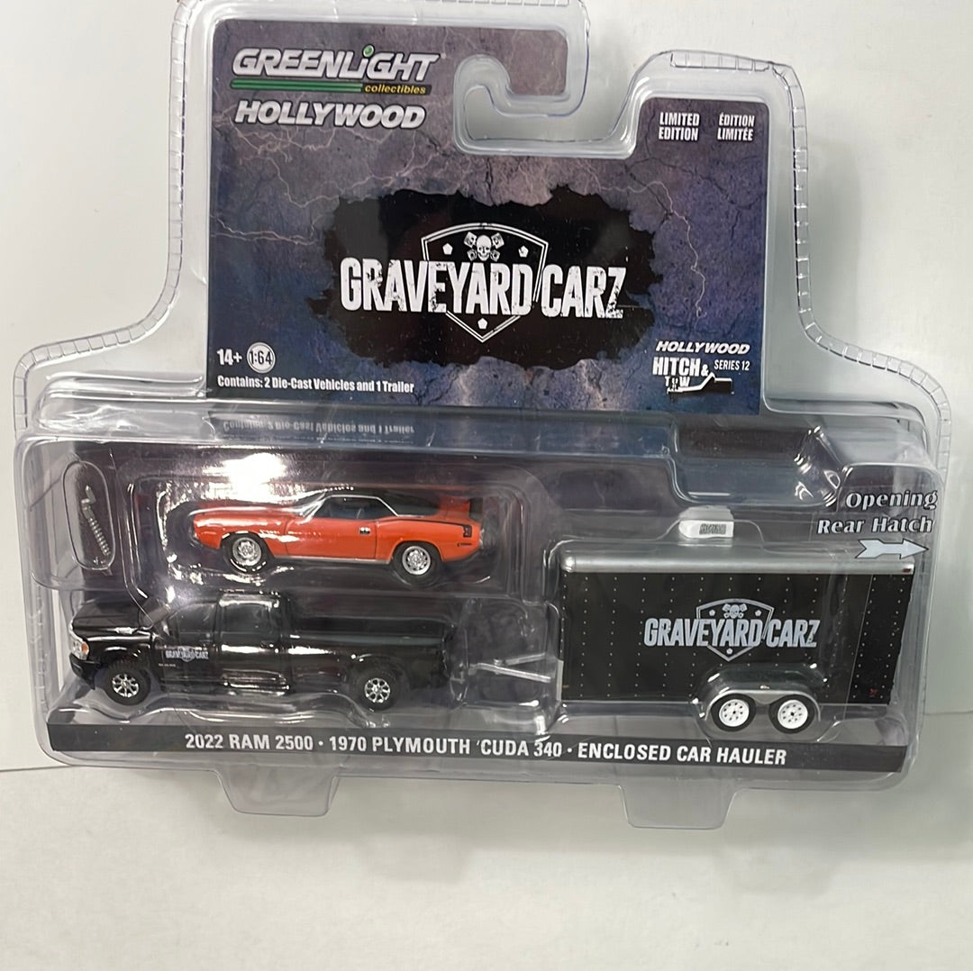 Greenlight Hollywood 1 64 Hitch Tow Series 12 2022 Ram 2500 1970 P Flipn Diecast