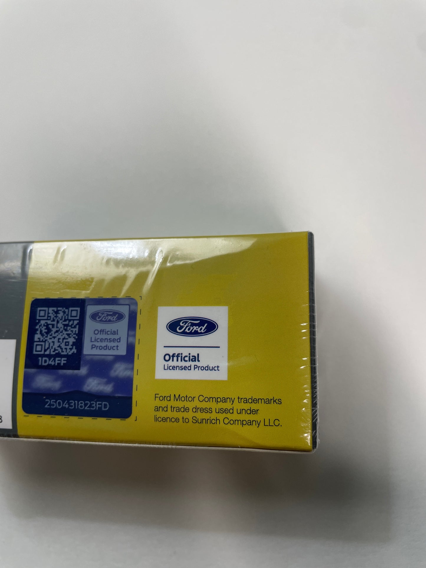 Mini GT 1/64 Ford Mustang Mach1 Grabber Yellow - MGT01139 - Damaged Box