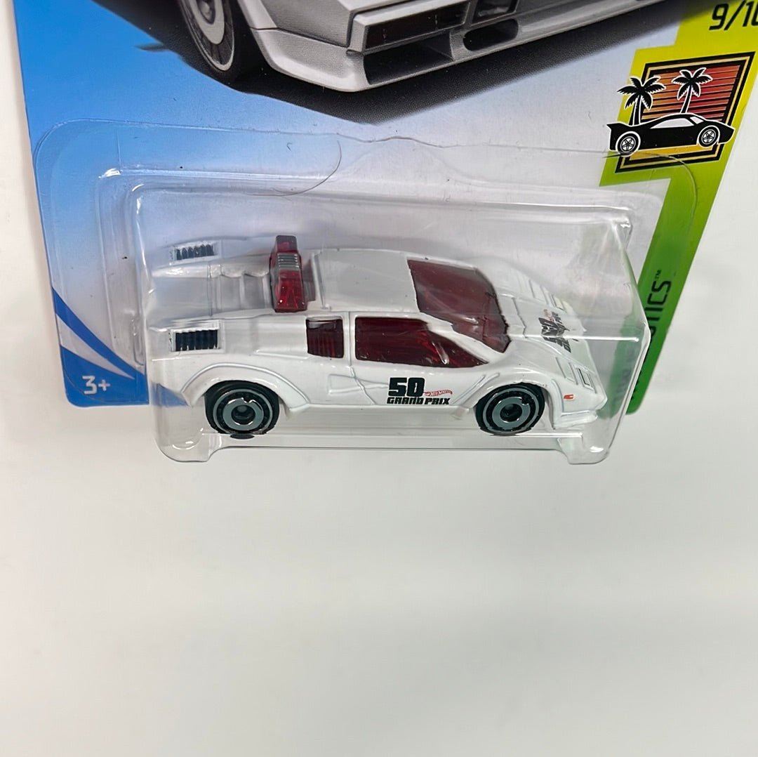 Hot wheels lamborghini cheap countach pace car white