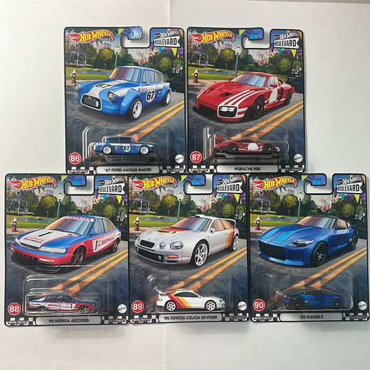 Hot Wheels Boulevard Mix T (Set of 5)