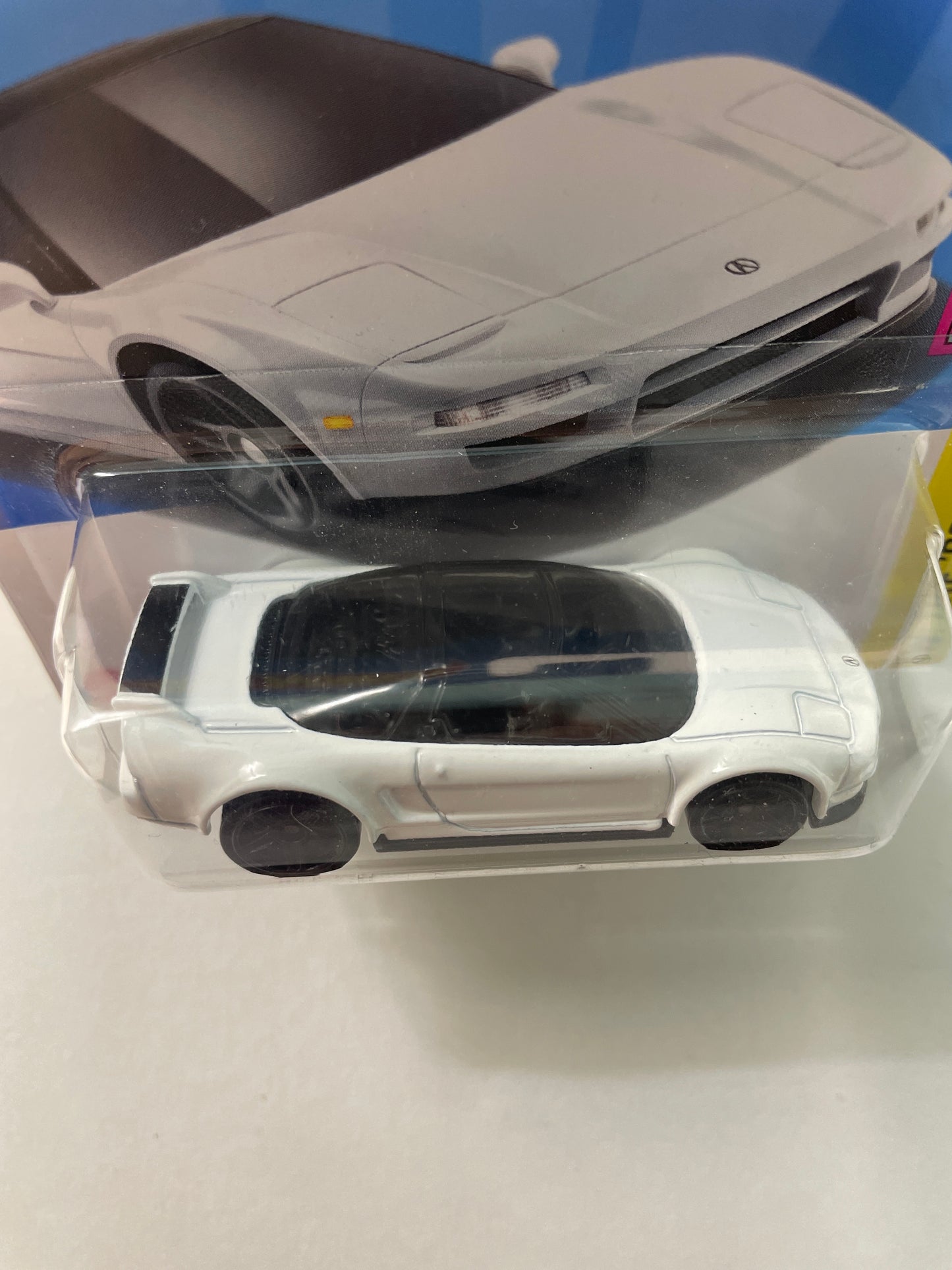 Hot Wheels 1/64 '90 Acura NSX Short Card White