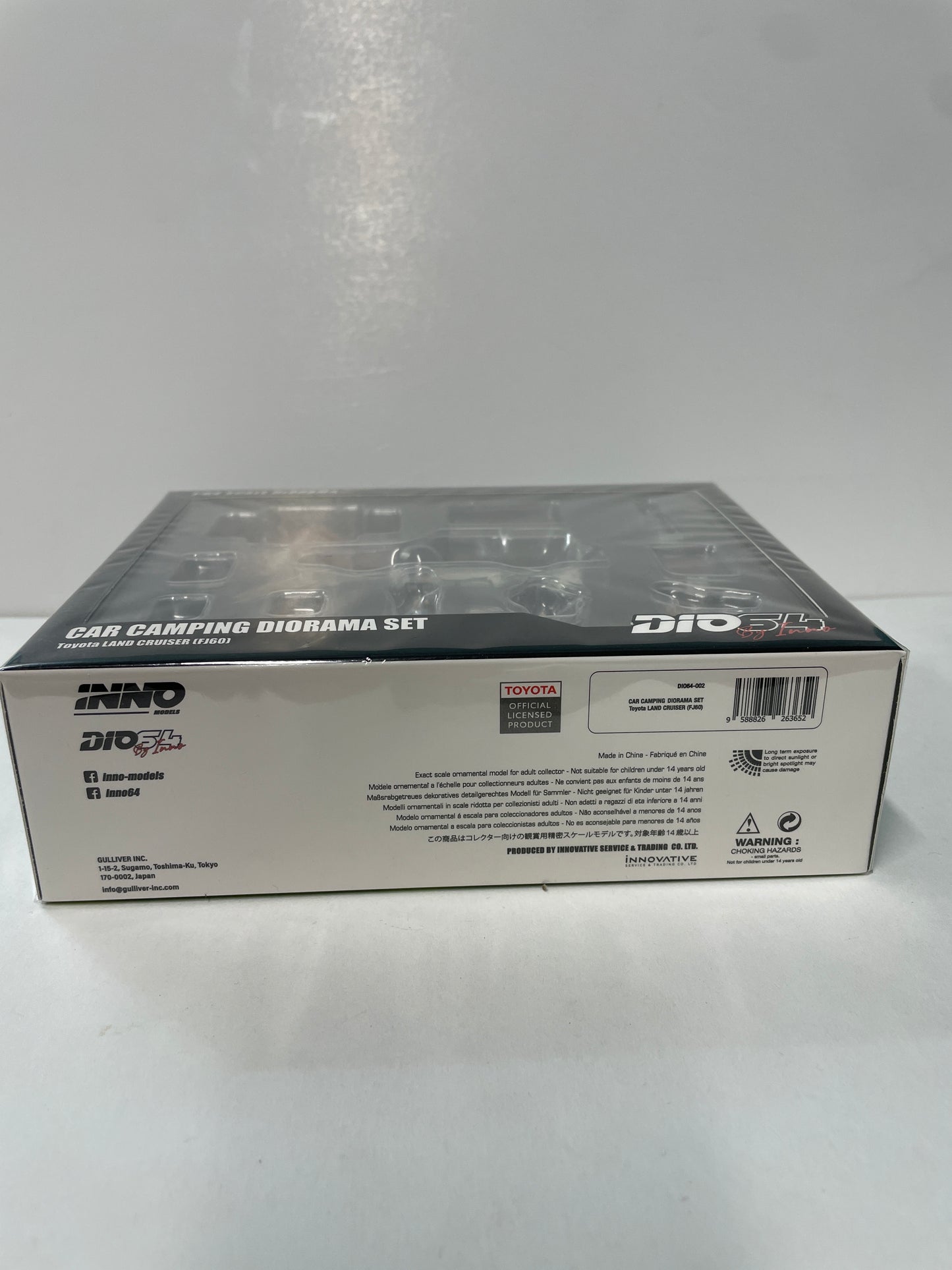 Inno64 1/64 Car Camping Diorama Set Toyota Land Cruiser (FJ60) Diorama White - DIO64-002